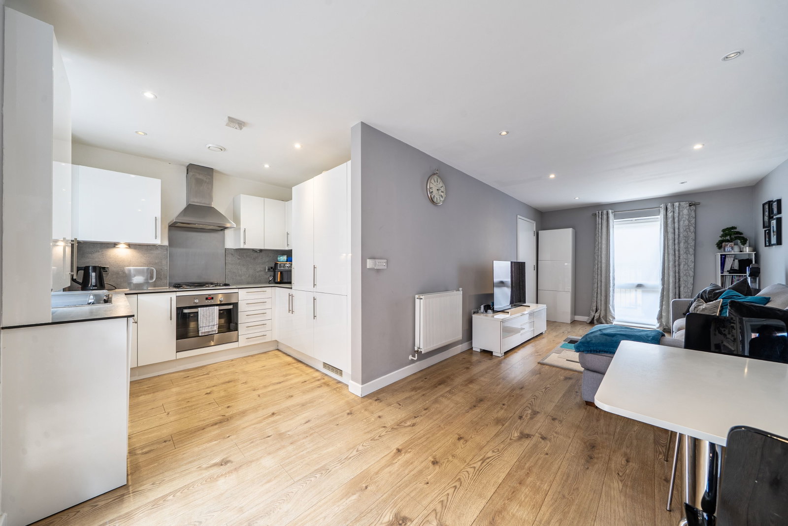 Terraced House for sale in Orpington, Okemore Gardens, Orpington, BR5 3FJ