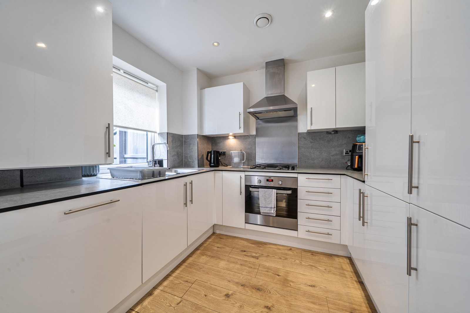 Terraced House for sale in Orpington, Okemore Gardens, Orpington, BR5 3FJ