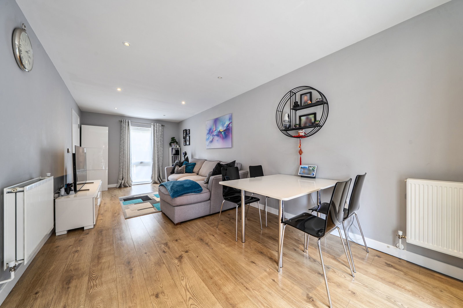 Terraced House for sale in Orpington, Okemore Gardens, Orpington, BR5 3FJ
