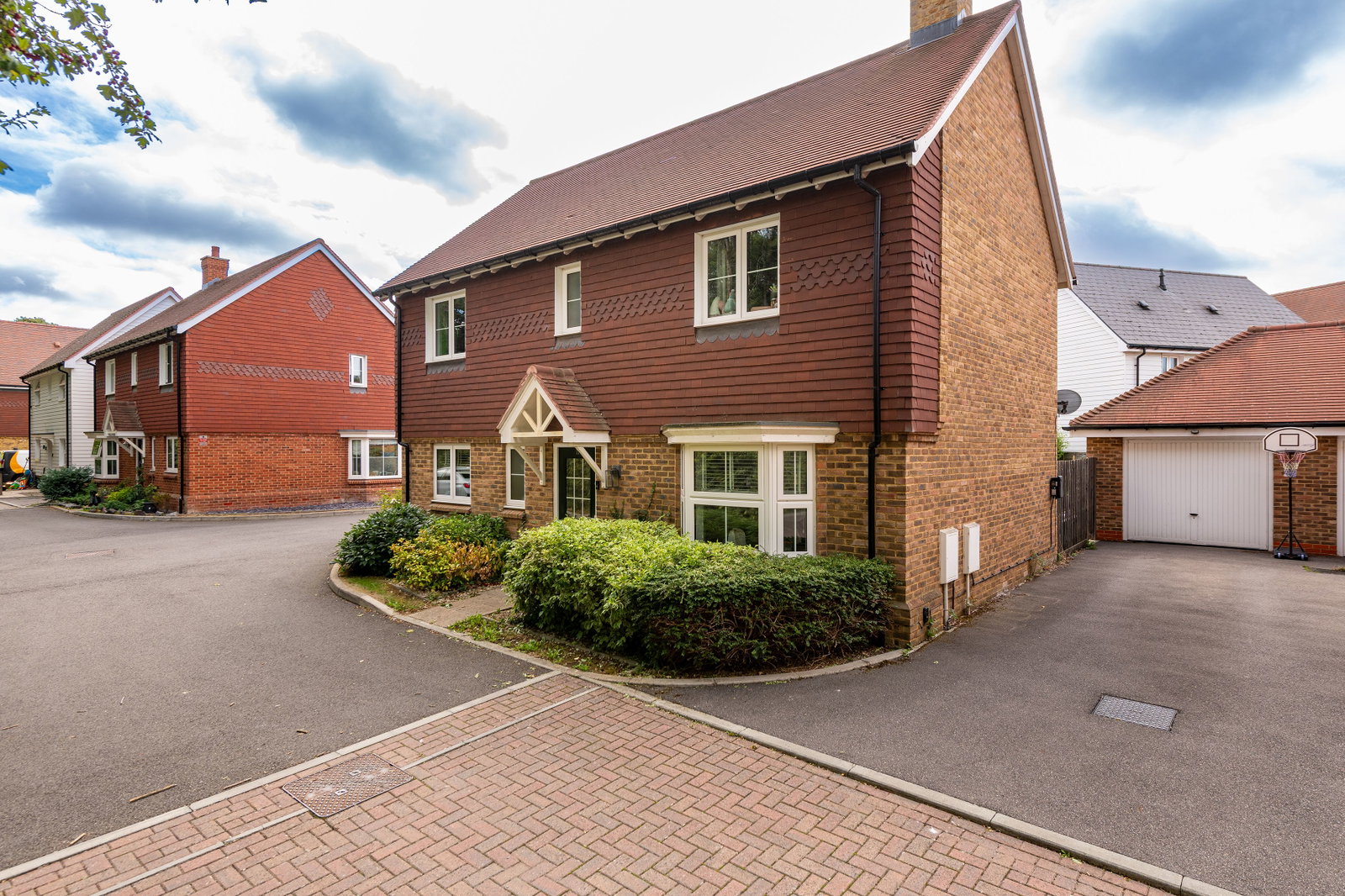 Detached House for sale in Maidstone, Seal Drive, Harrietsham, Maidstone, 1345 m²