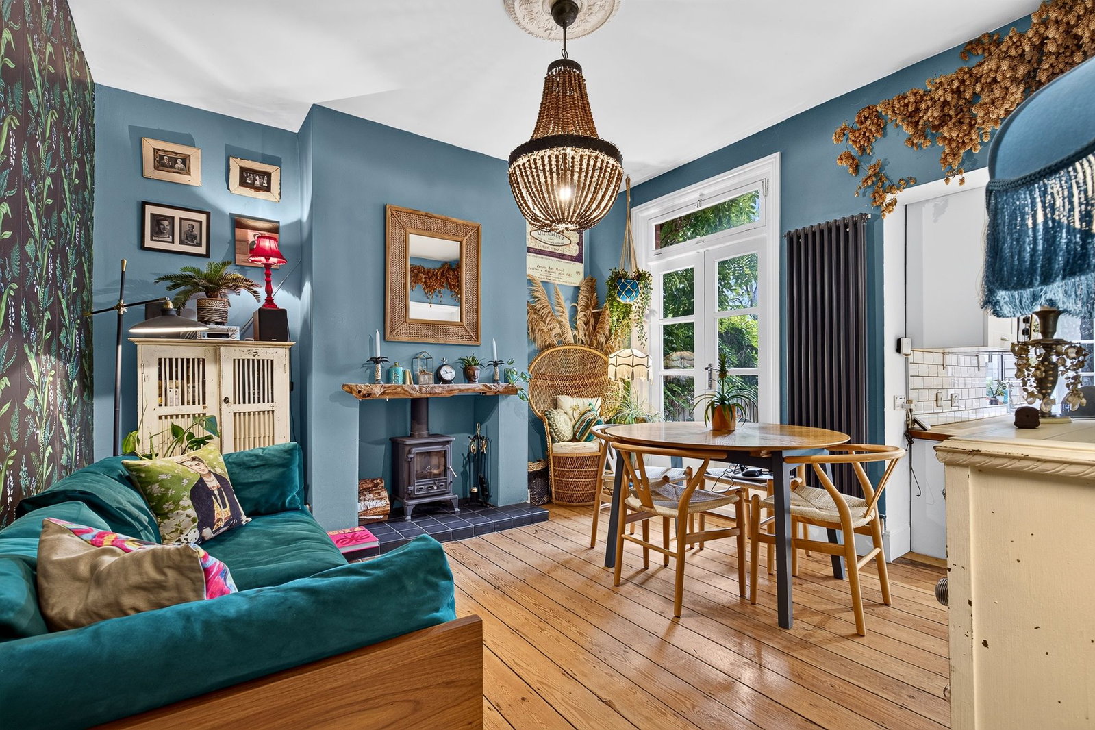 Terraced House for sale in Milton Keynes, Radcliffe Street, Wolverton, Milton Keynes, MK12 5DJ