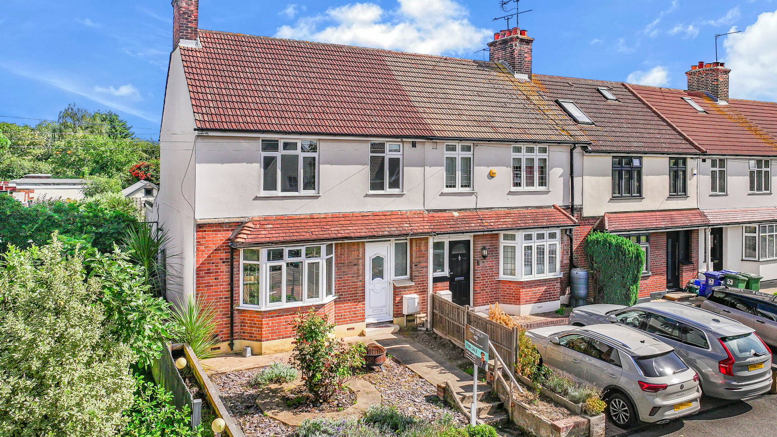 End Of Terrace House for sale in Grays, Rectory Road, Grays, Essex, RM17