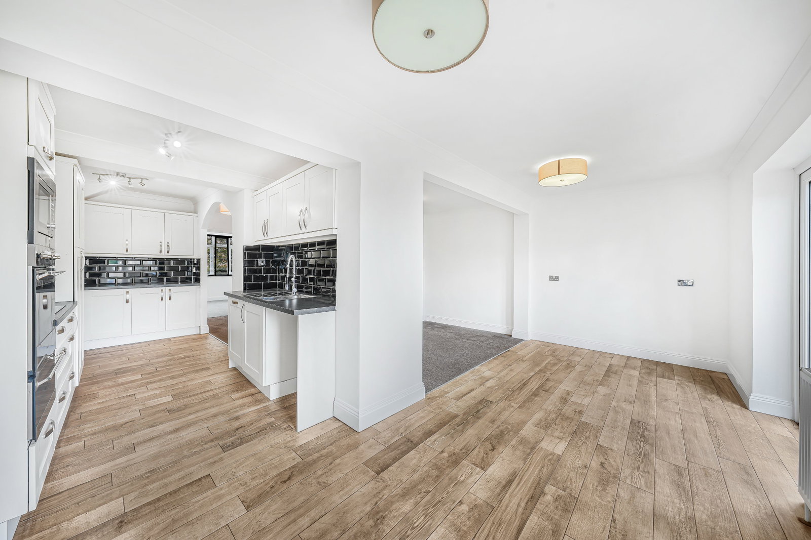 End Of Terrace House for sale in Grays, Rectory Road, Grays, Essex, RM17
