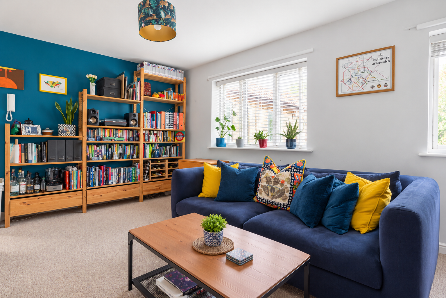 Flat for sale in London, Britton Close, London, SE6, 495 m²