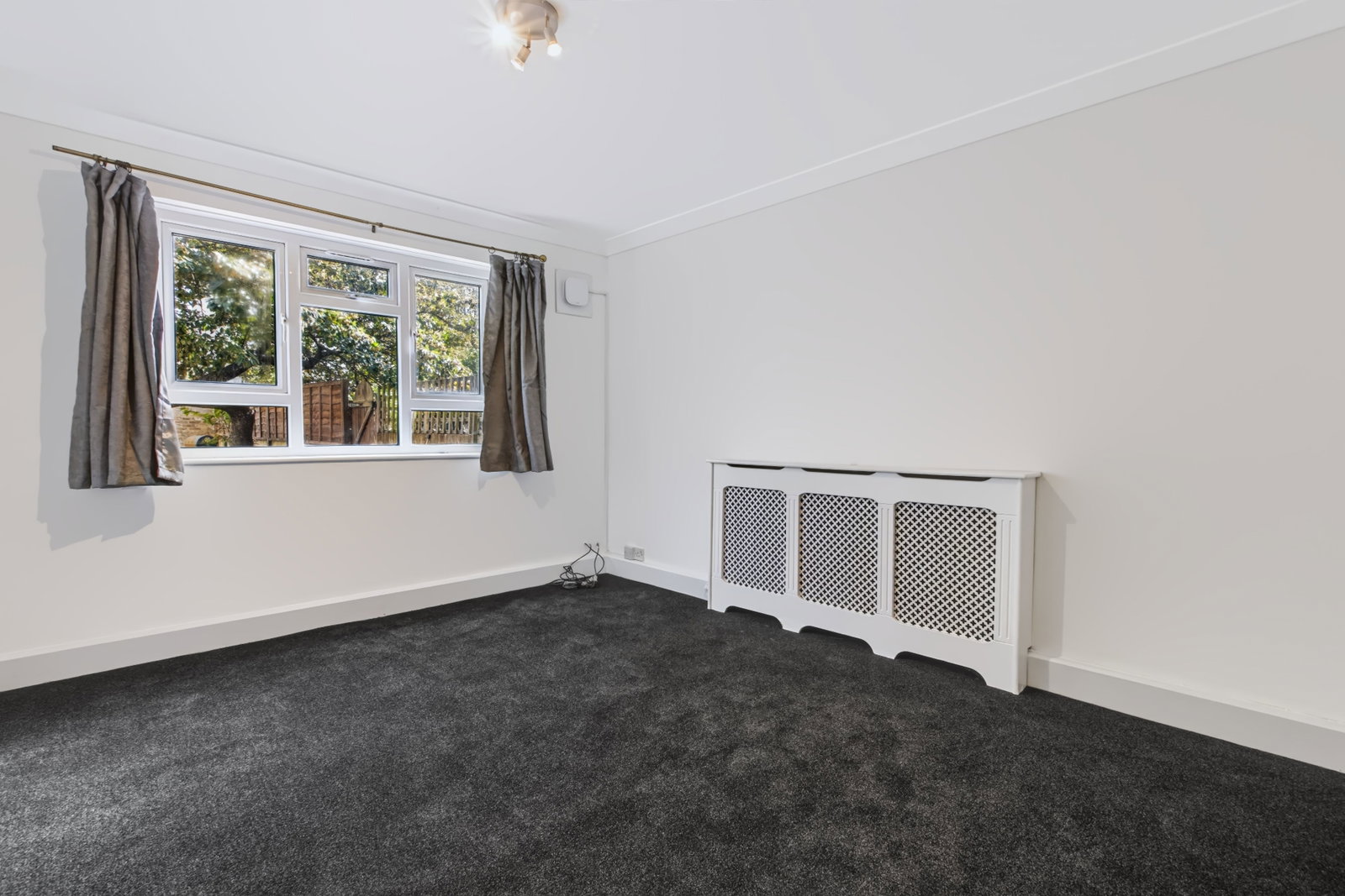 Flat for sale in London, Ash Court, Leighton Grove, NW5