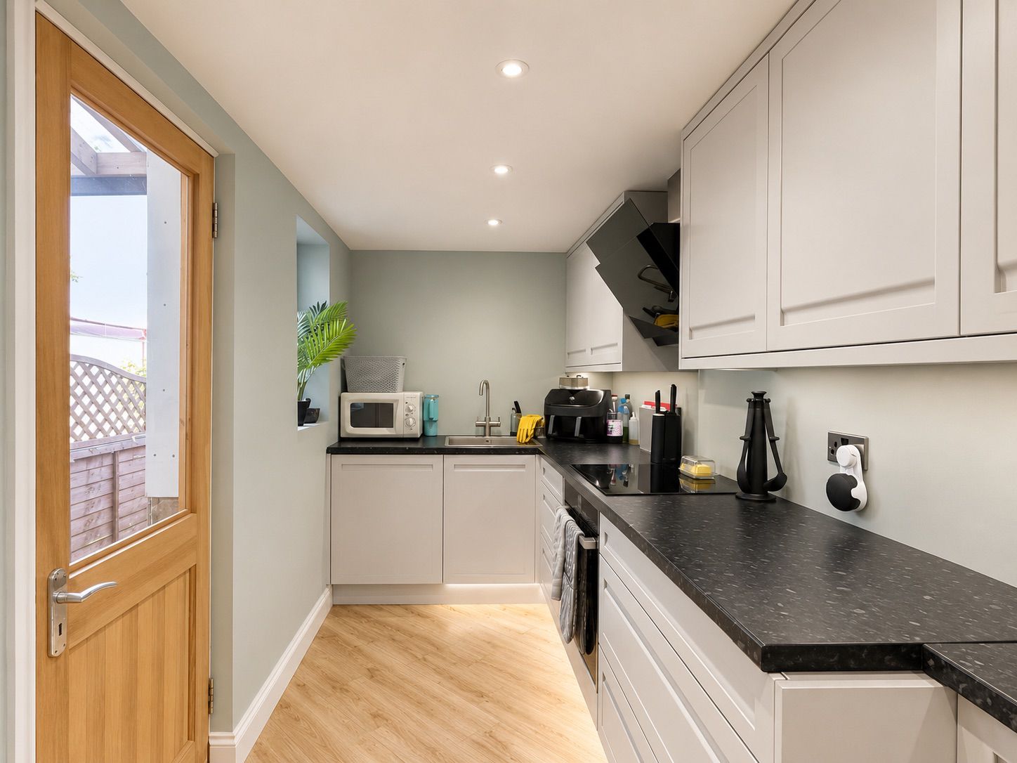 Terraced House for sale in Sittingbourne, Borden Lane, Sittingbourne, ME10 1BU