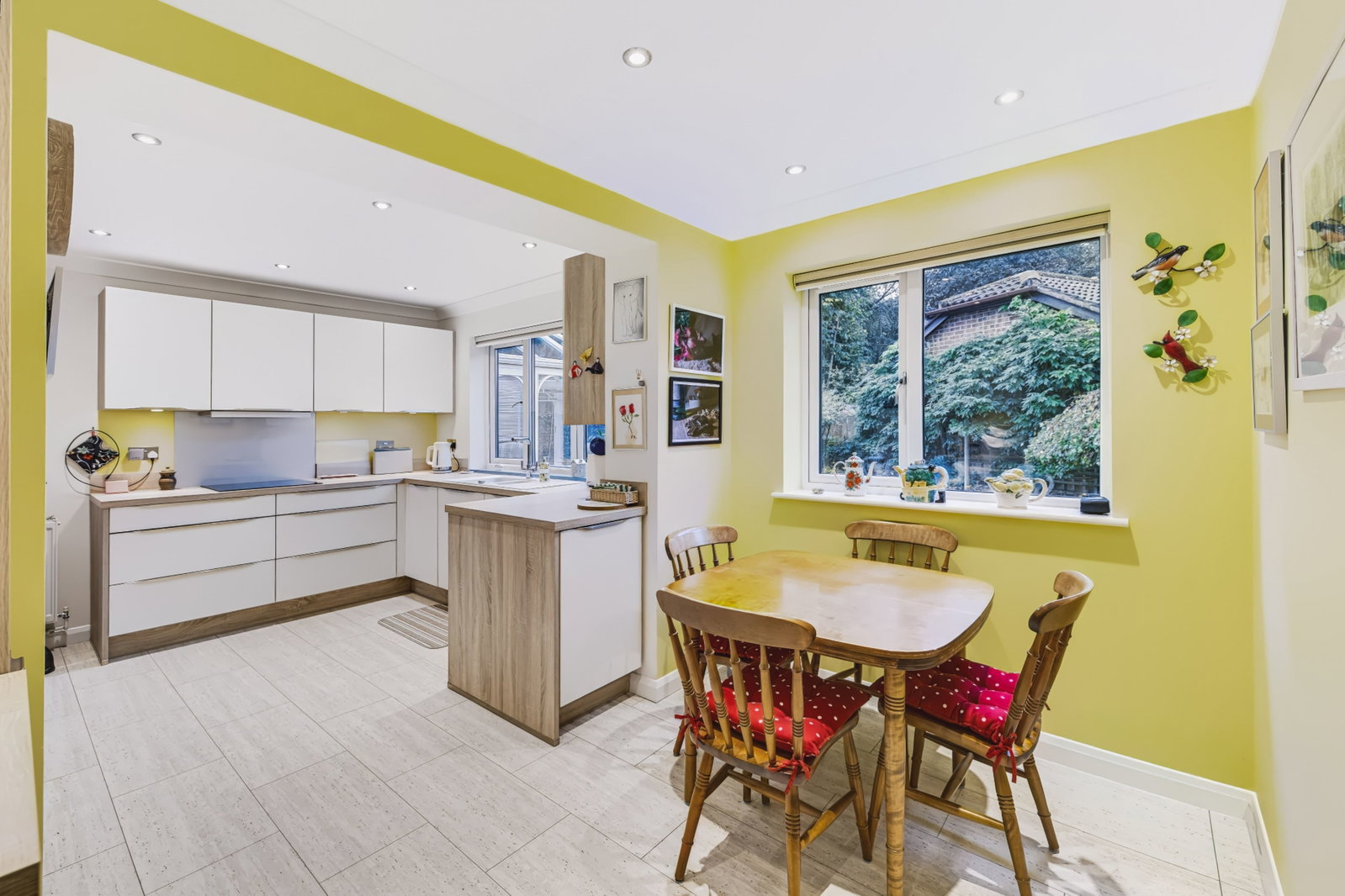 Detached House for sale in East Grinstead, The Dakins, East Grinstead