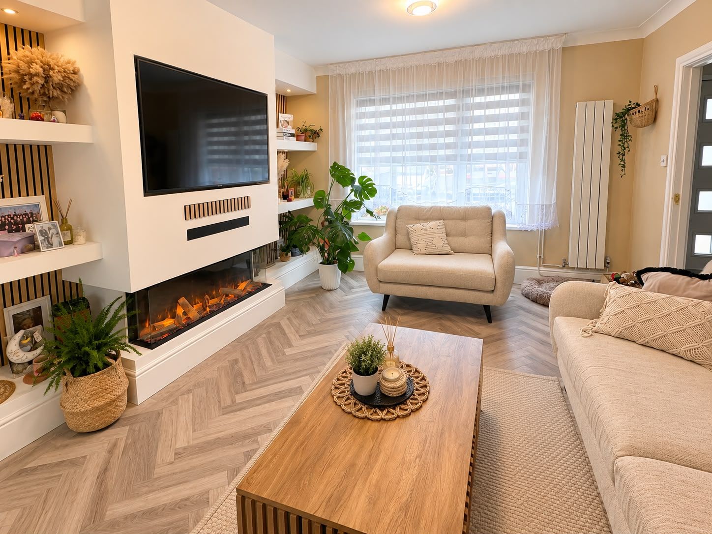 End Of Terrace House for sale in Swindon, Jubilee Road, Swindon, SN2 2LW