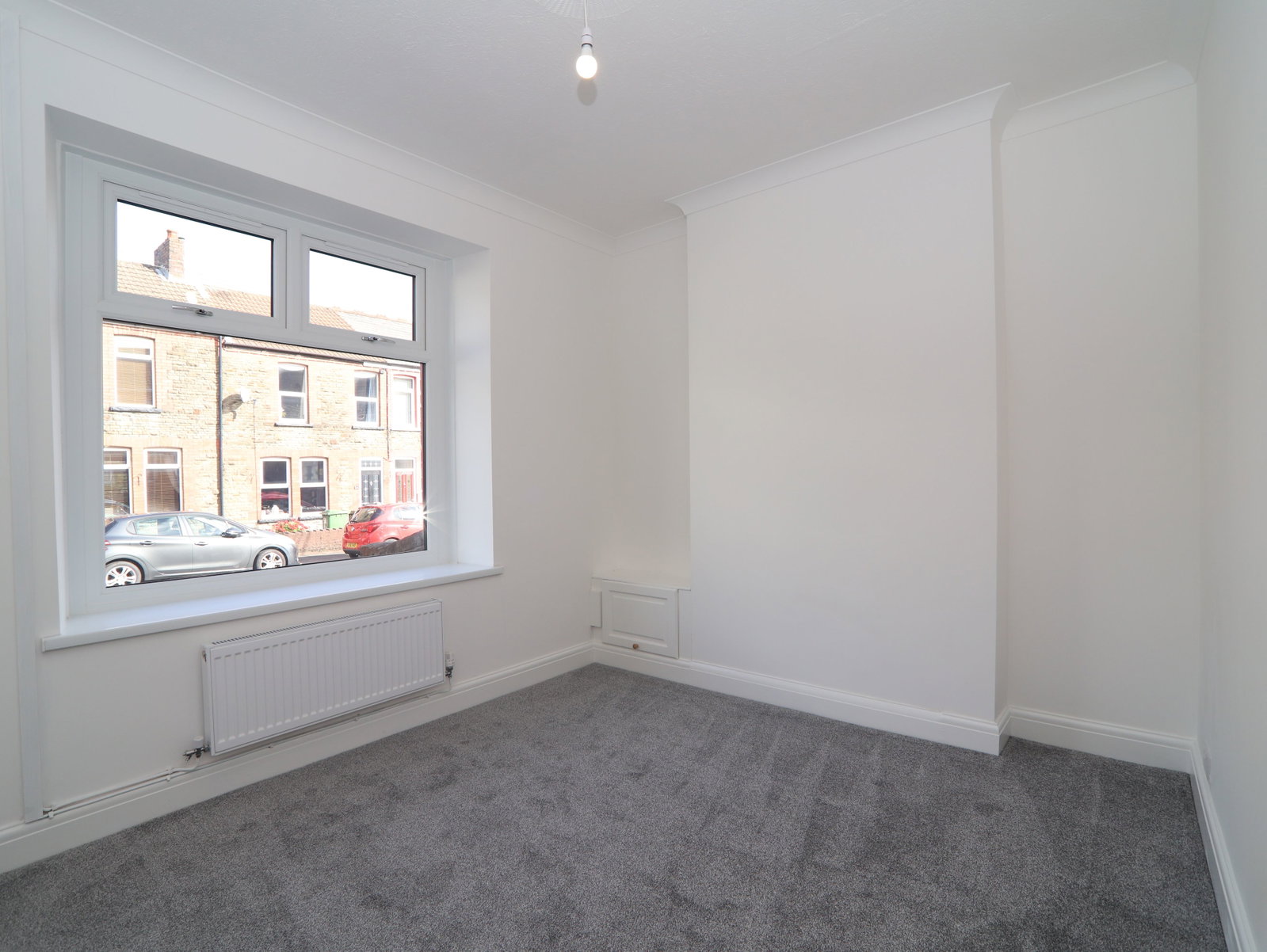 Terraced House for sale in Caerphilly, Van Road, Caerphilly, CF83 1JZ