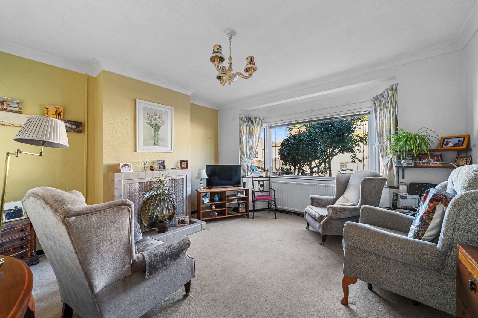 Semi Detached House for sale in Buckhurst Hill, Rous Road, Buckhurst Hill, IG9
