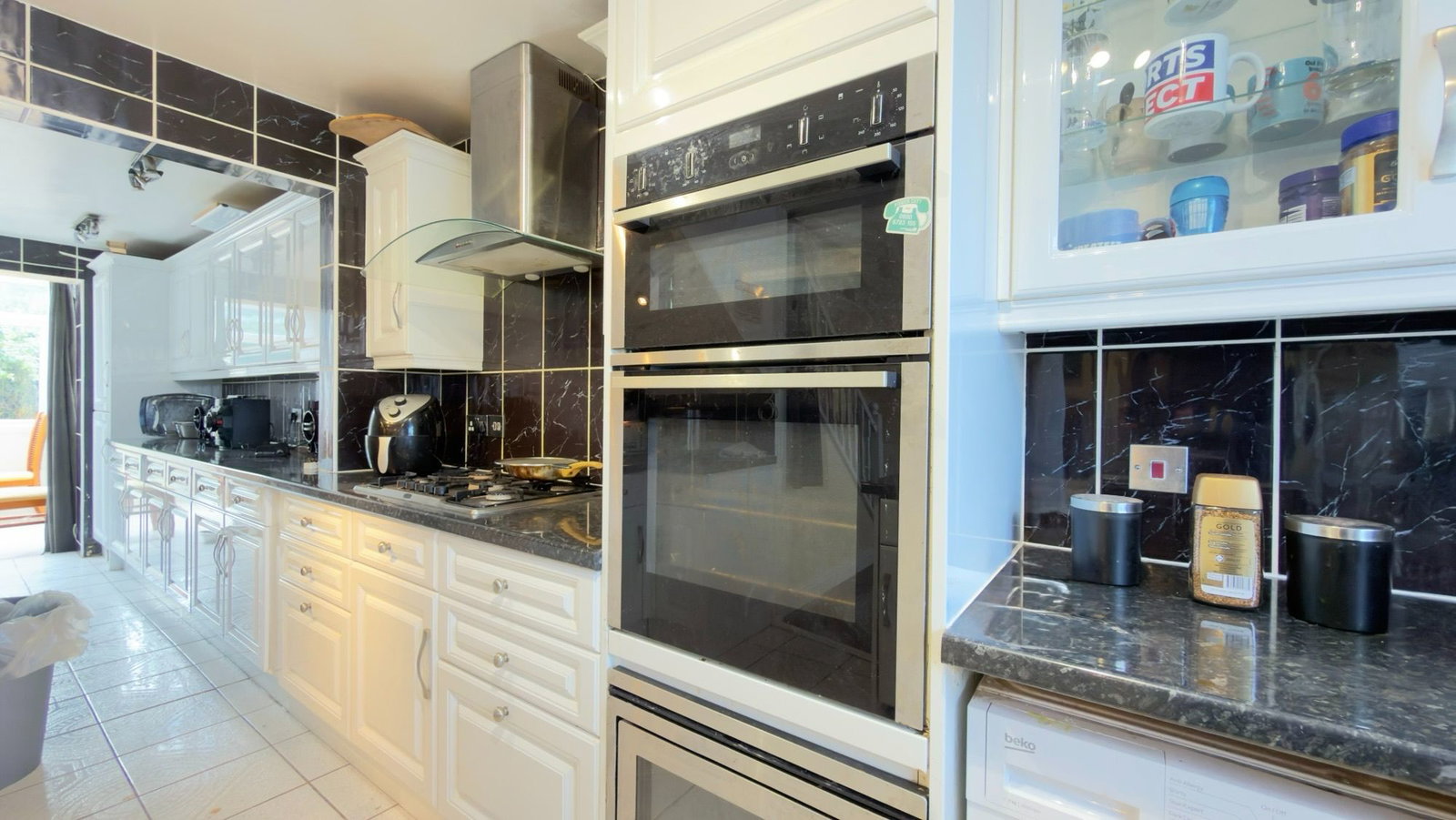 Semi Detached House for sale in Cheltenham, Imjin Road, Cheltenham, GL52 5JU