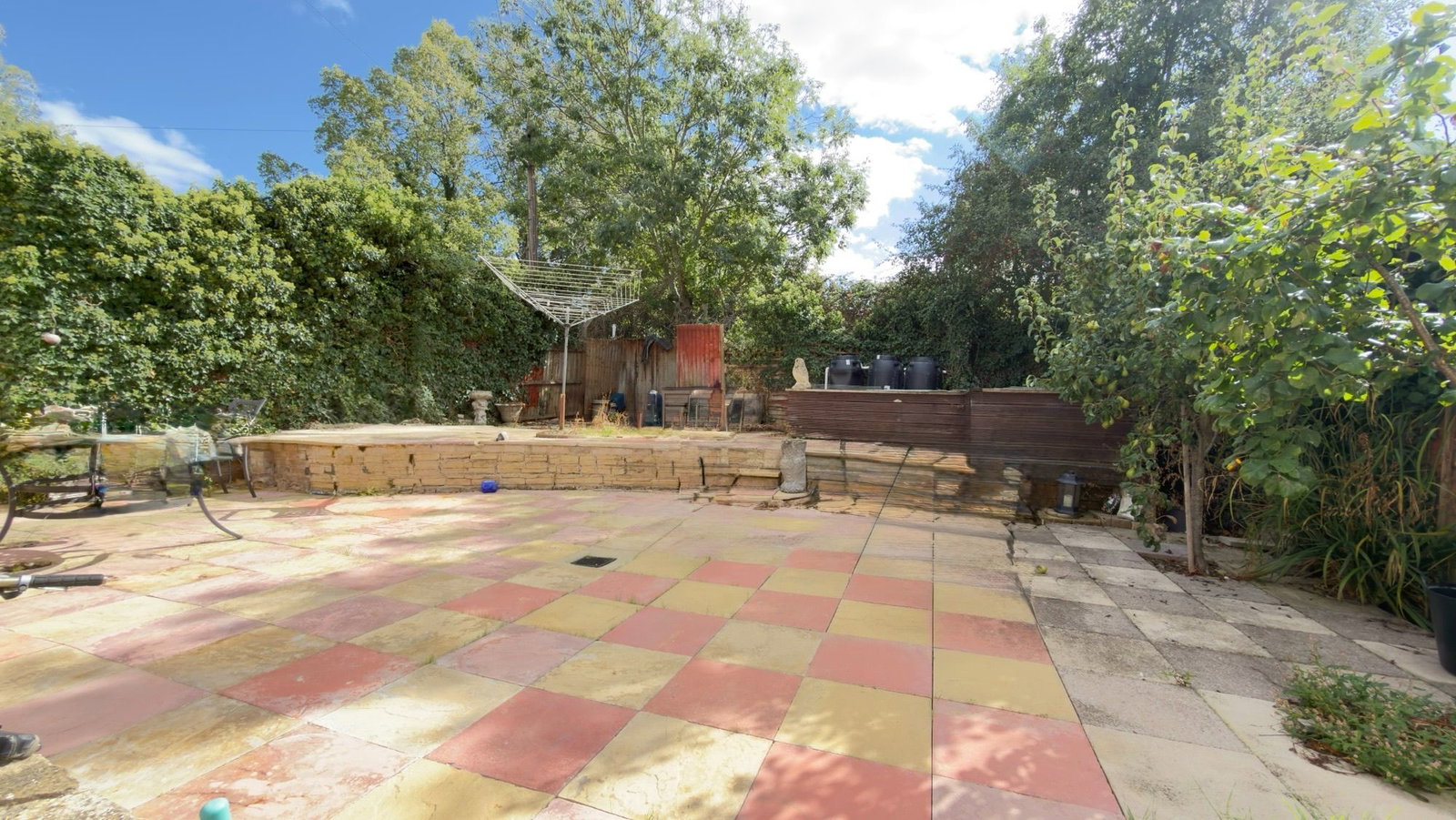 Semi Detached House for sale in Cheltenham, Imjin Road, Cheltenham, GL52 5JU