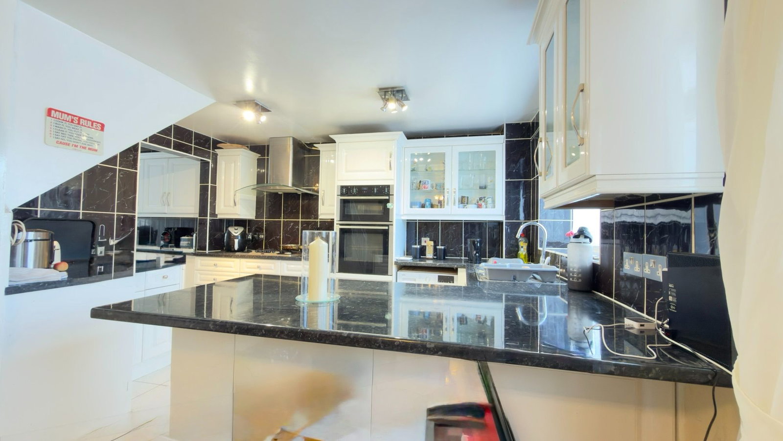 Semi Detached House for sale in Cheltenham, Imjin Road, Cheltenham, GL52 5JU