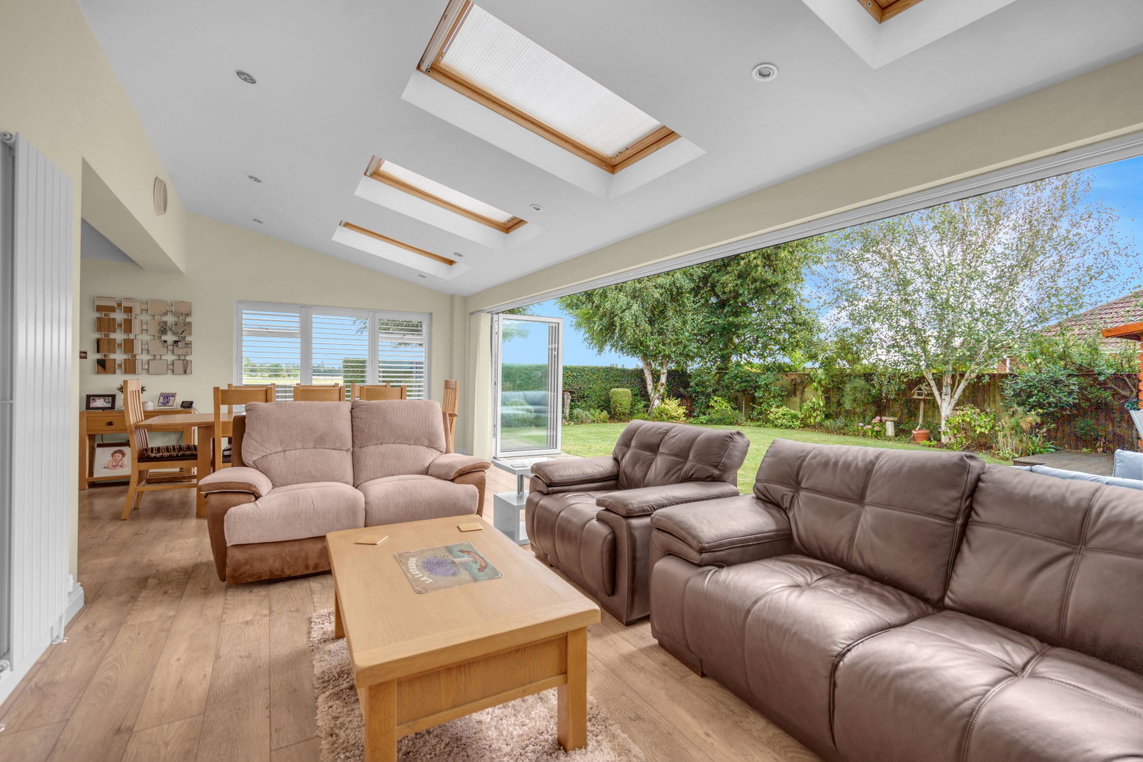 Detached House for sale in Grimsby, Waltham Grimsby, 2571 m²