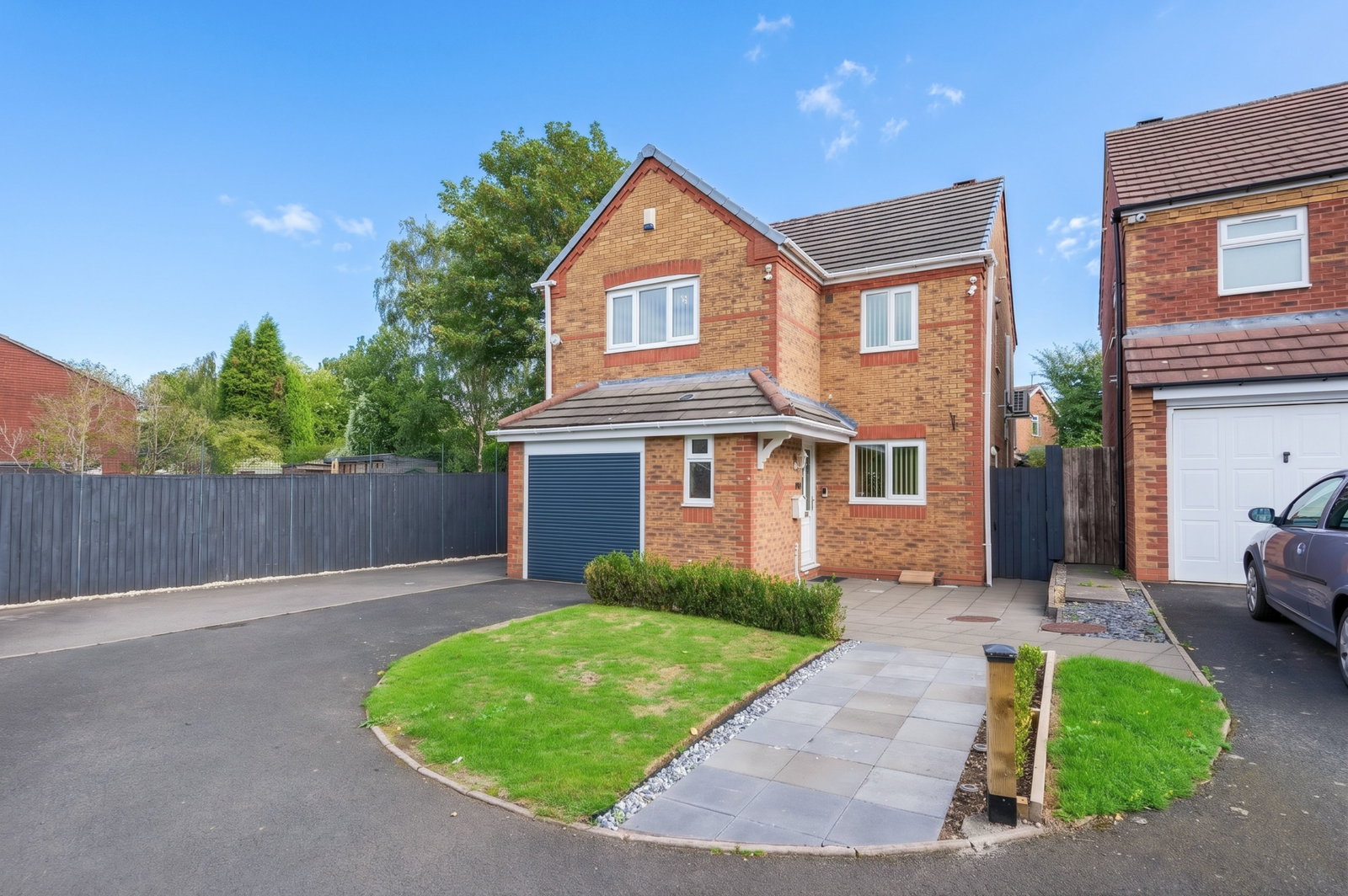 Detached House for sale in Walsall, Boundary Road, Walsall Wood, 915 m²