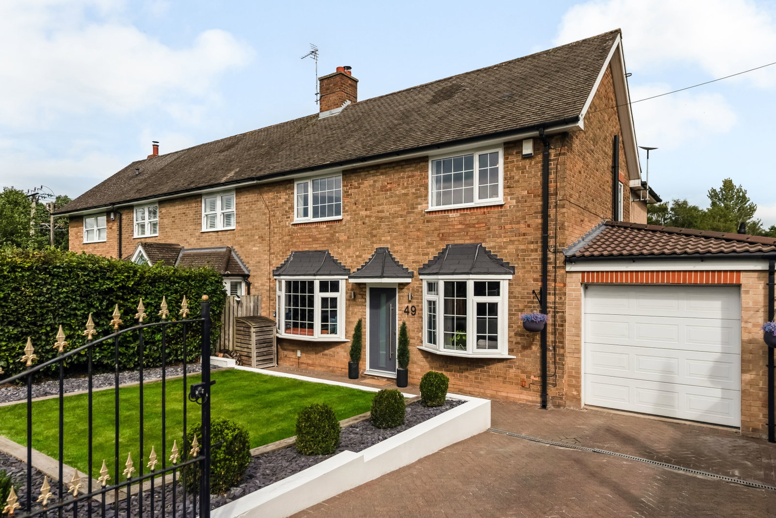 Semi Detached House for sale in York, Askham Fields Lane, Askham Bryan, York, YO23 3PS, 1498 m²