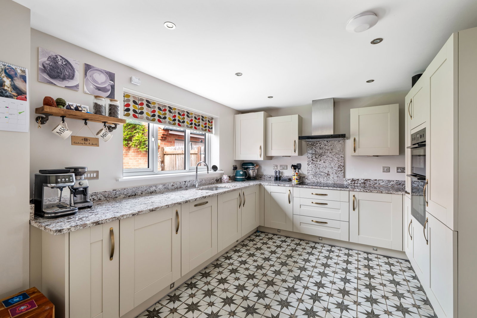 Detached House for sale in Saxilby, Field Avenue, Saxilby, LN1 2SR