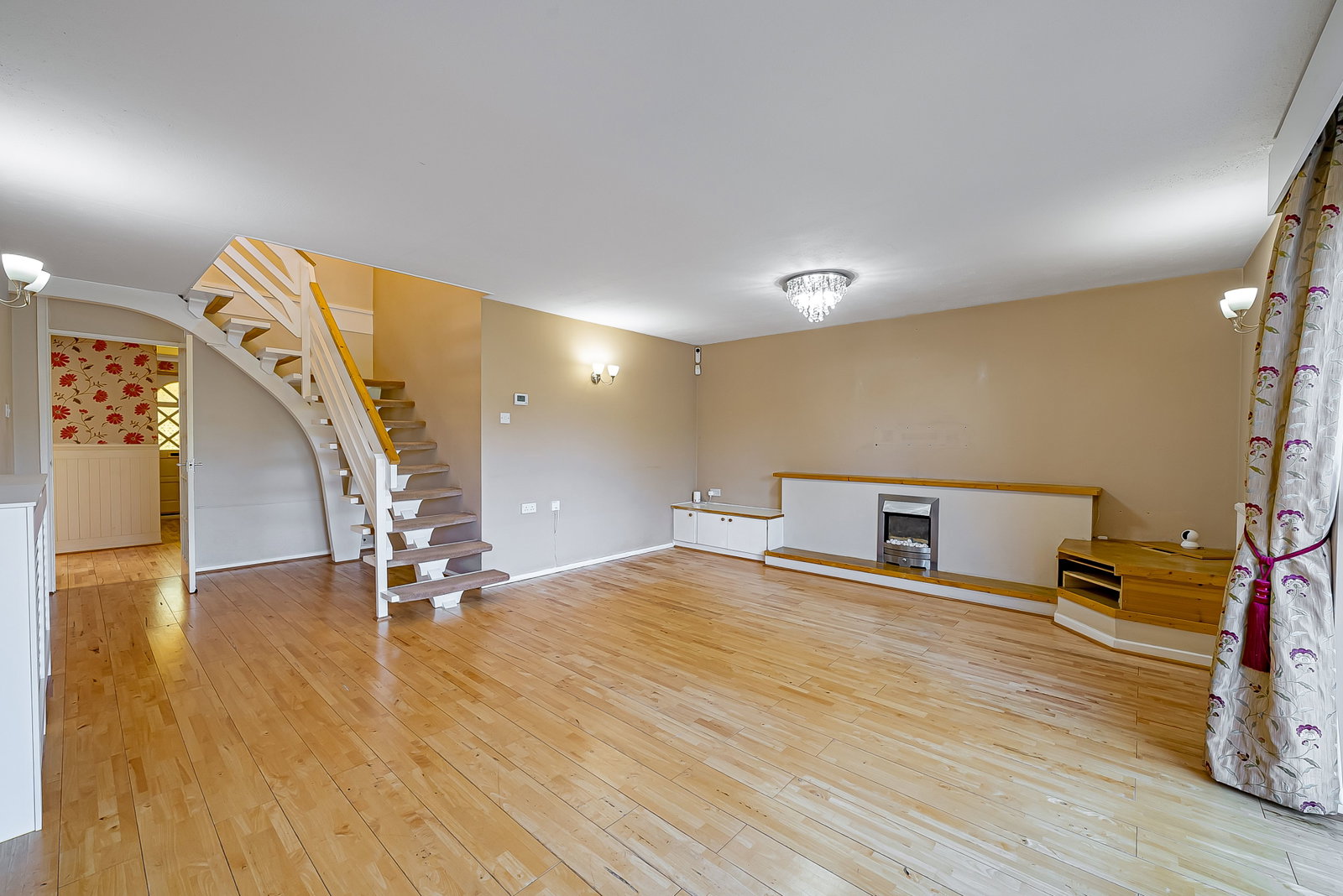 Detached House for sale in Hemel Hempstead, St. Agnells Lane, Hemel Hempstead, HP2, 1756 m²