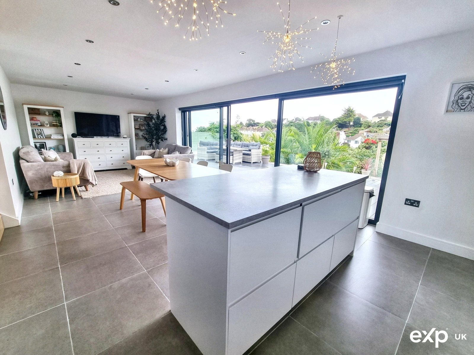 Detached House for sale in Paignton, Cecilia Road, Paignton, TQ3 1BD