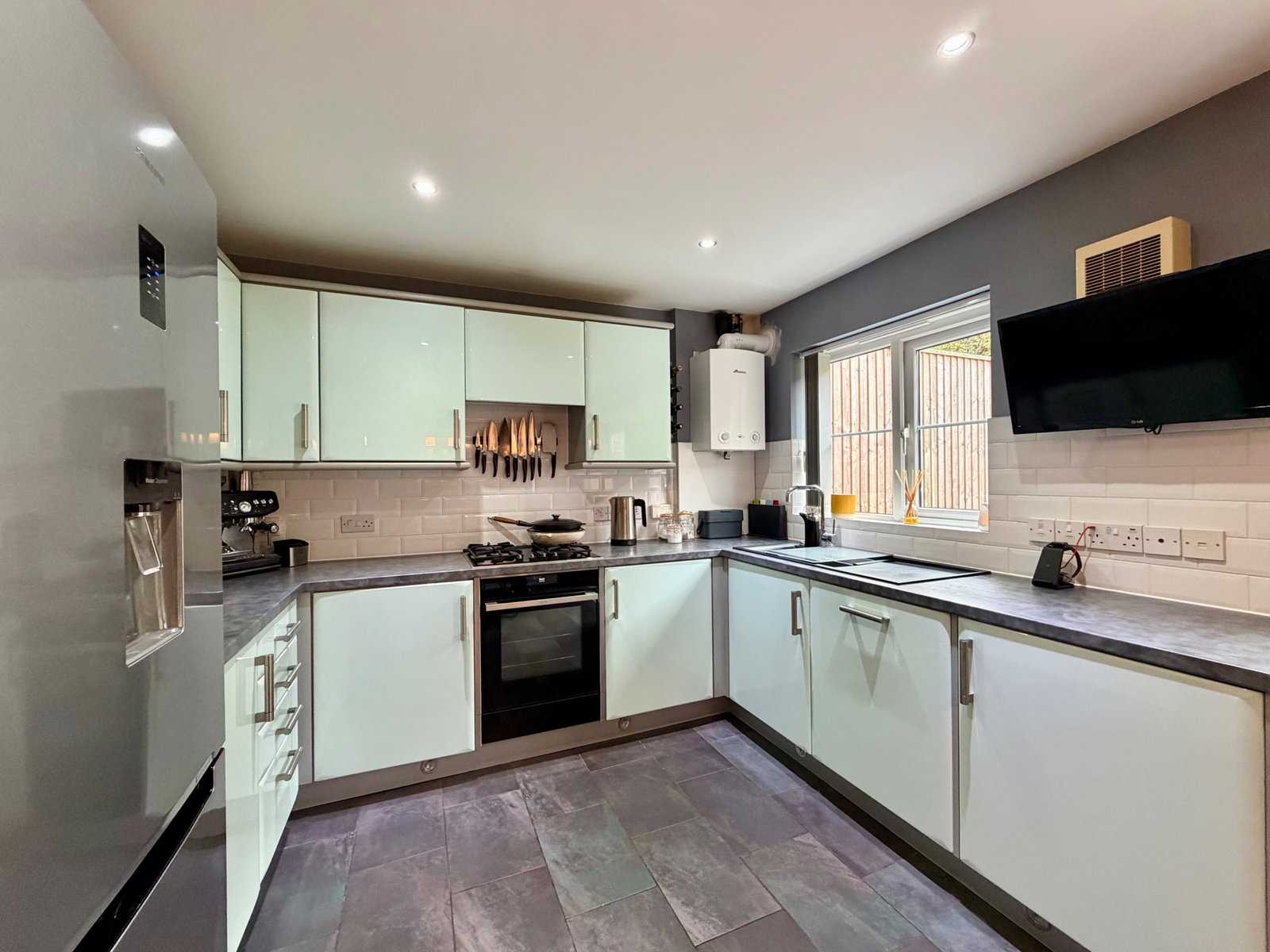 Semi Detached House for sale in Torquay, Leeward Lane, Torquay, TQ2 7GQ