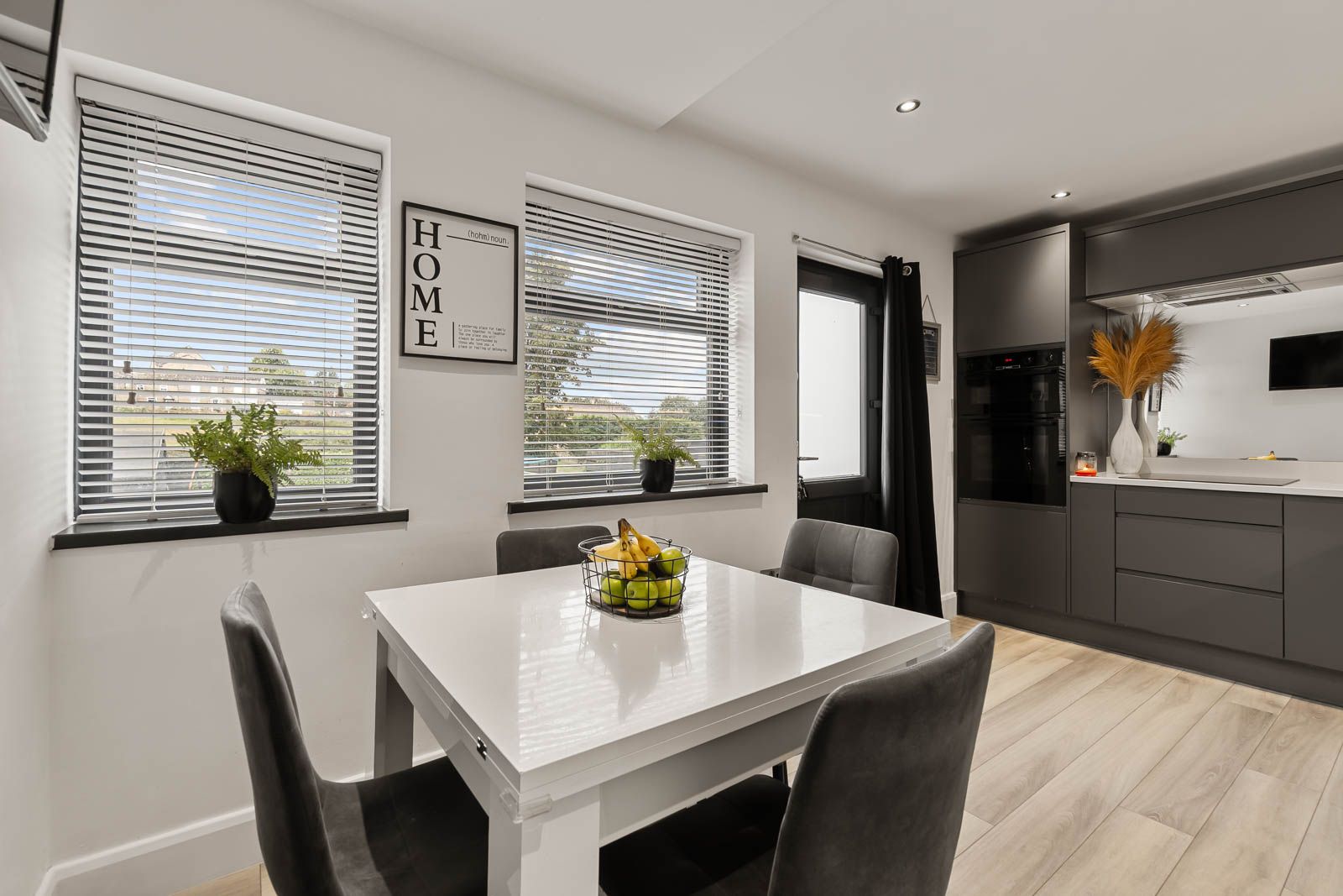 End Of Terrace House for sale in Huddersfield, 70 Ainley Road, Birchincliffe, Huddersfield HD3 3QX