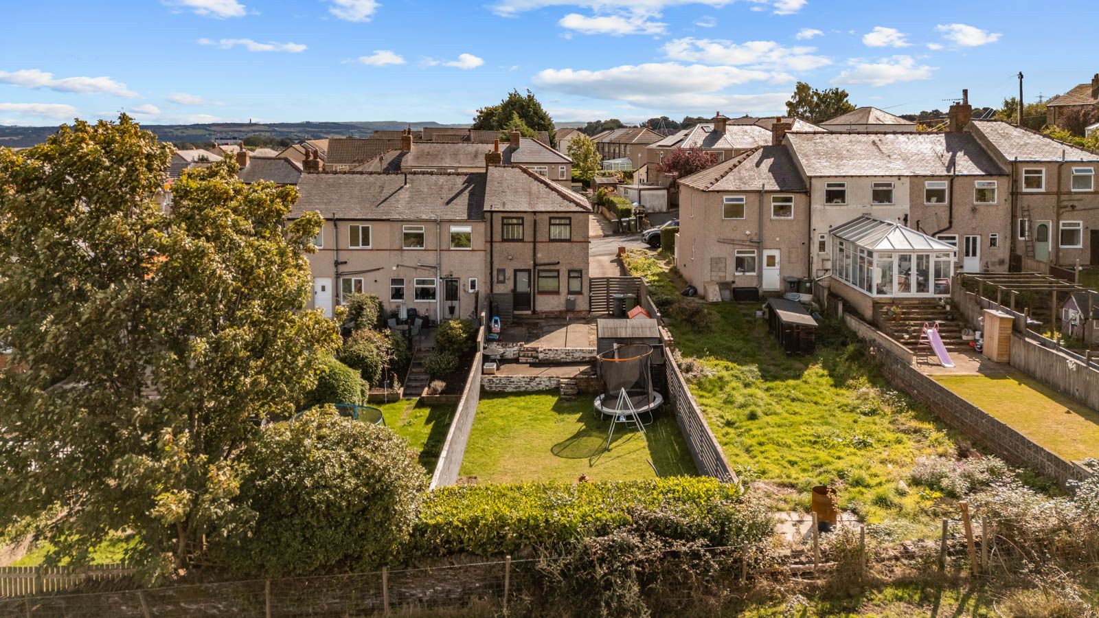 End Of Terrace House for sale in Huddersfield, 70 Ainley Road, Birchincliffe, Huddersfield HD3 3QX
