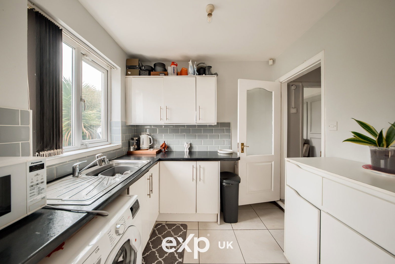 Semi Detached House for sale in Birmingham, Brooklands Road, Hall Green, Birmingham, B28 8LB