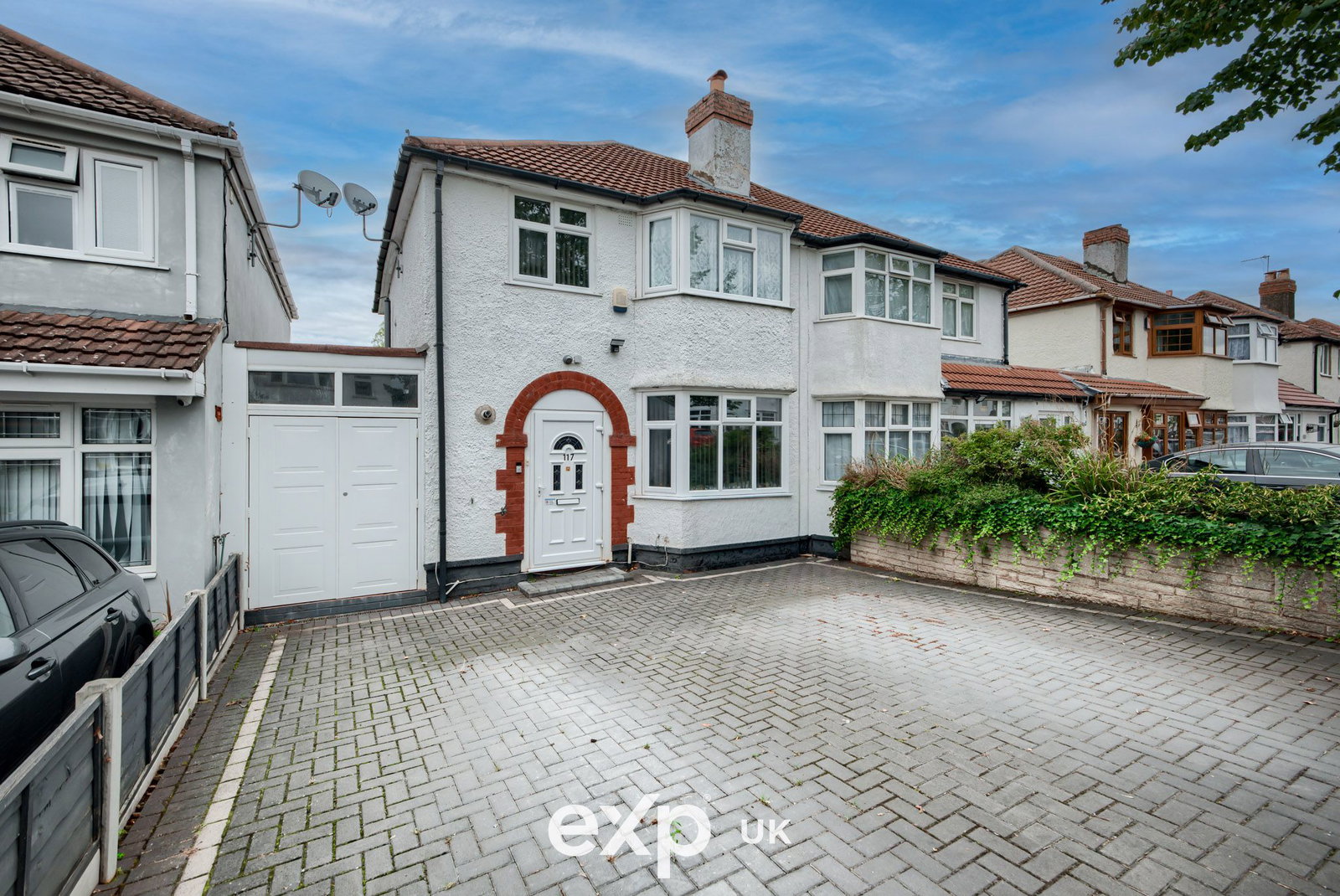 Semi Detached House for sale in Birmingham, Brooklands Road, Hall Green, Birmingham, B28 8LB
