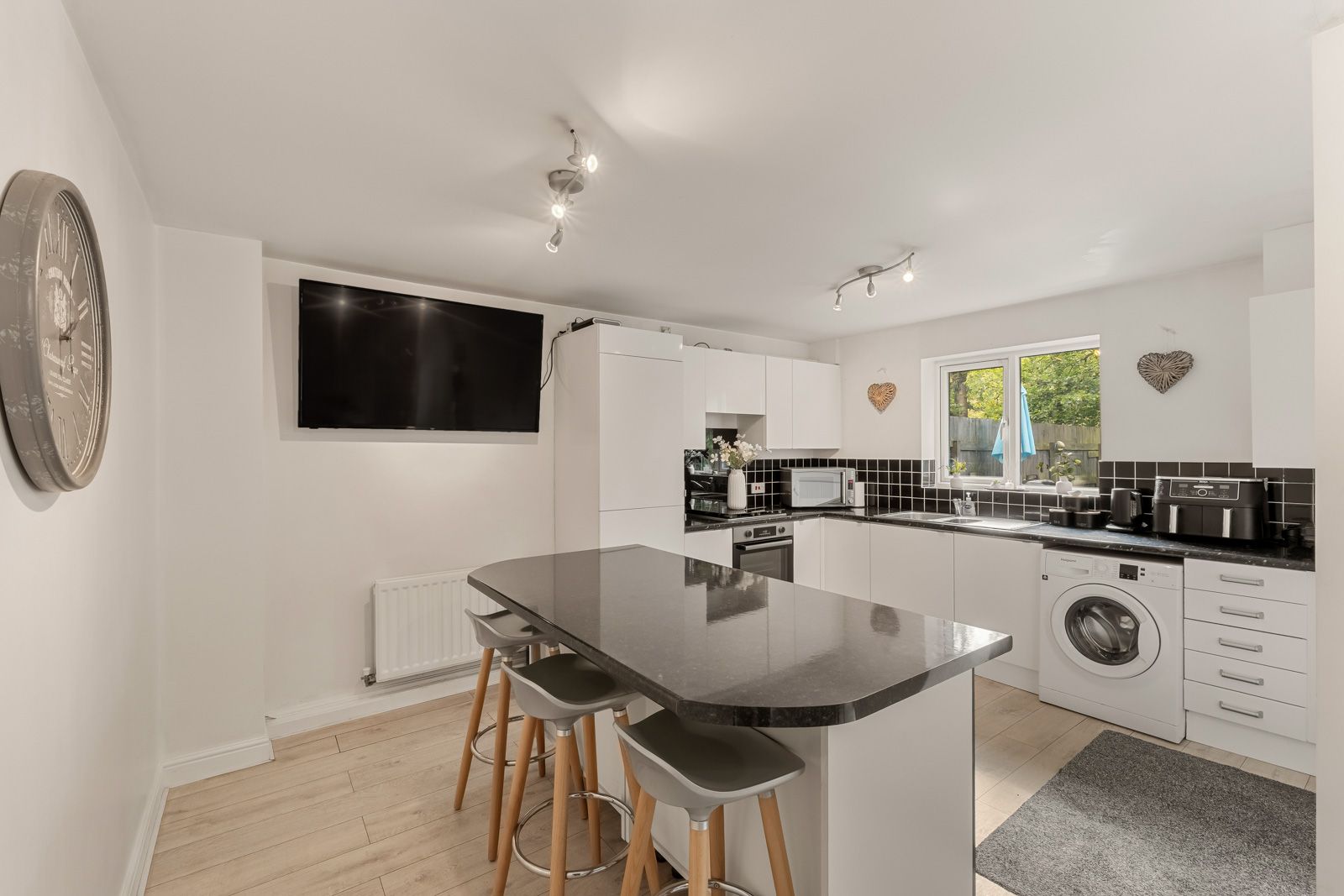 Town House for sale in Halifax, Larch Close, Wheatley, HX2