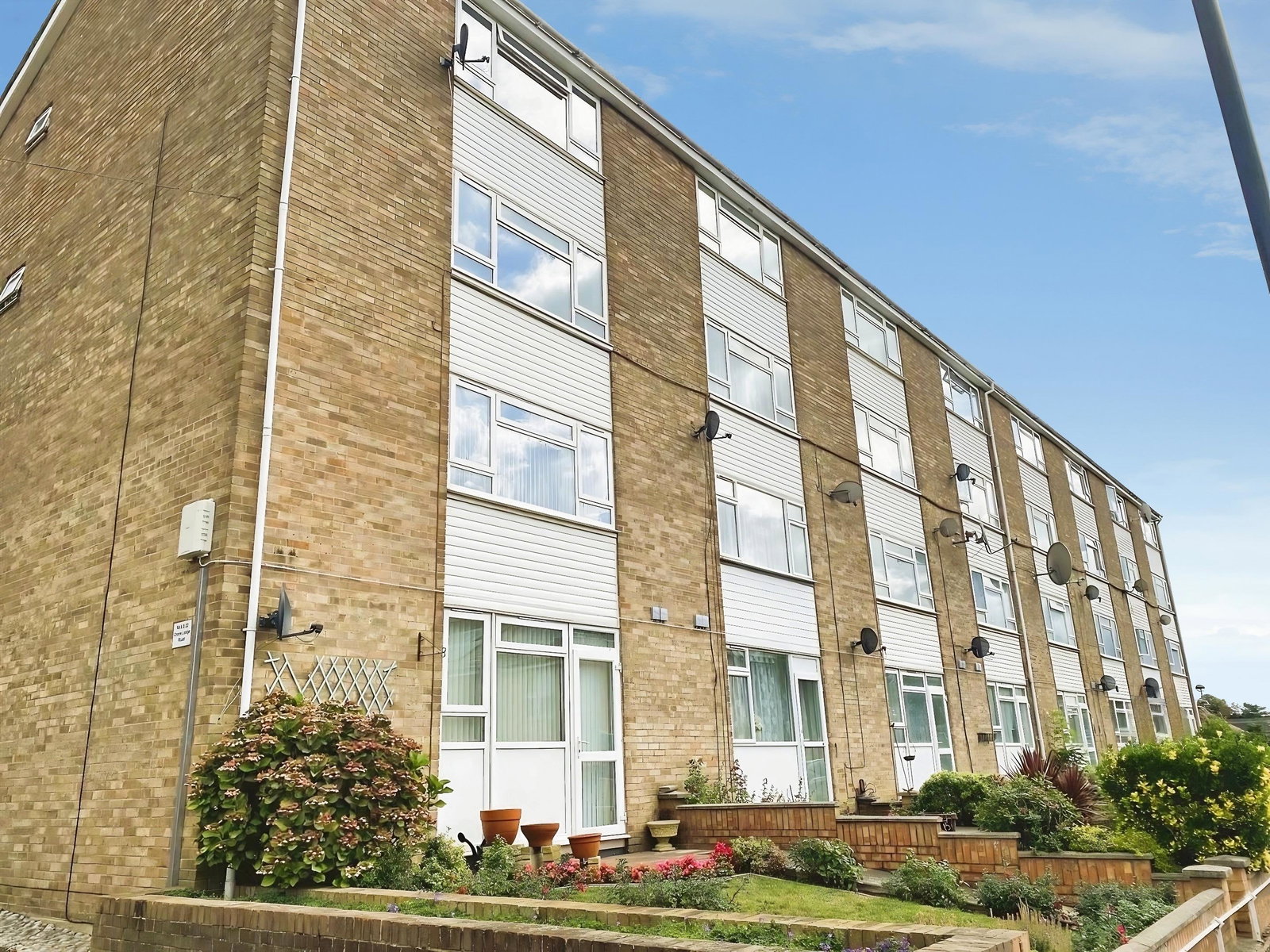 Maisonette for sale in Hounslow, Crane Lodge Road, Hounslow, TW5 9PG