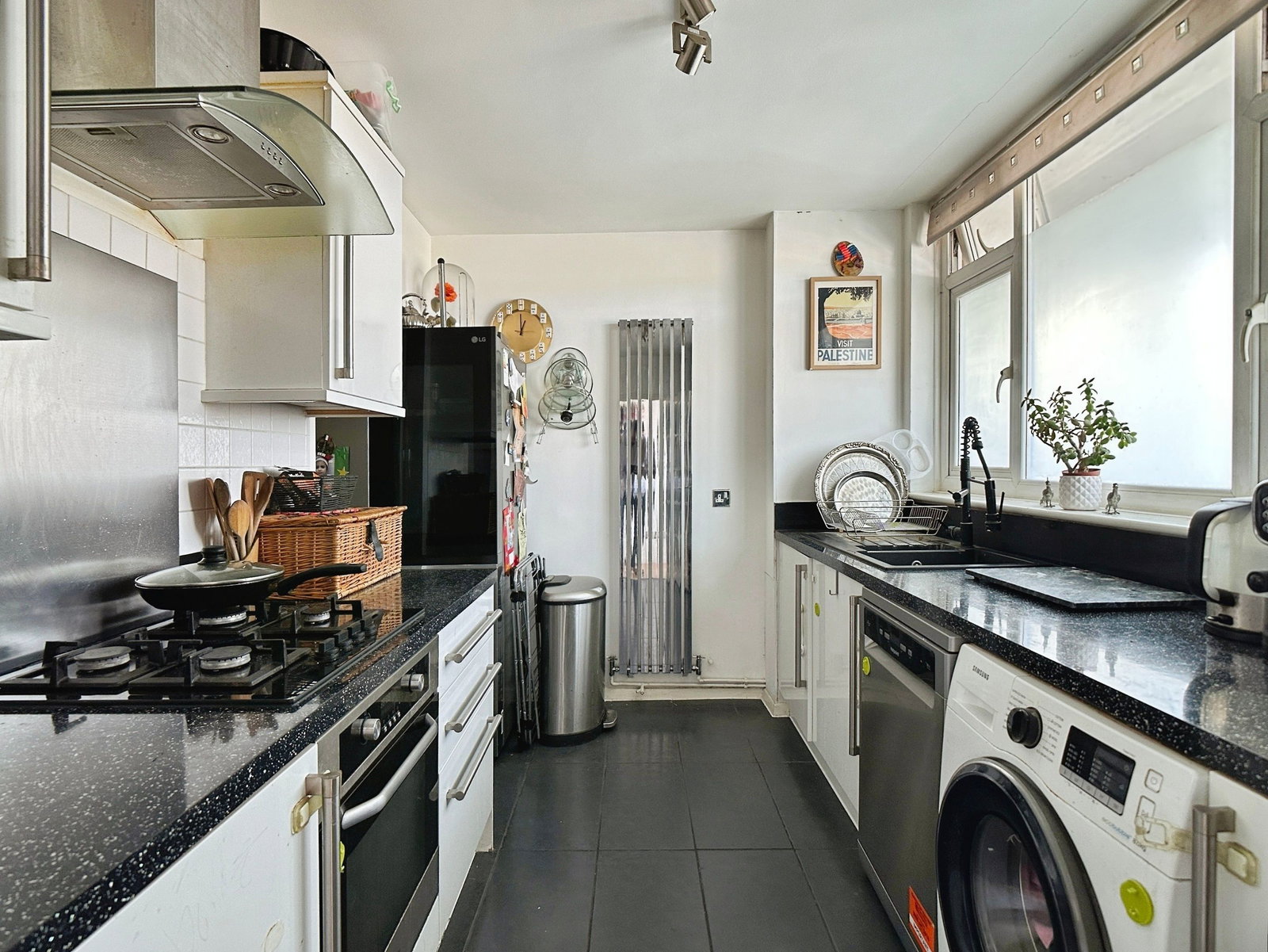 Maisonette for sale in Hounslow, Crane Lodge Road, Hounslow, TW5 9PG