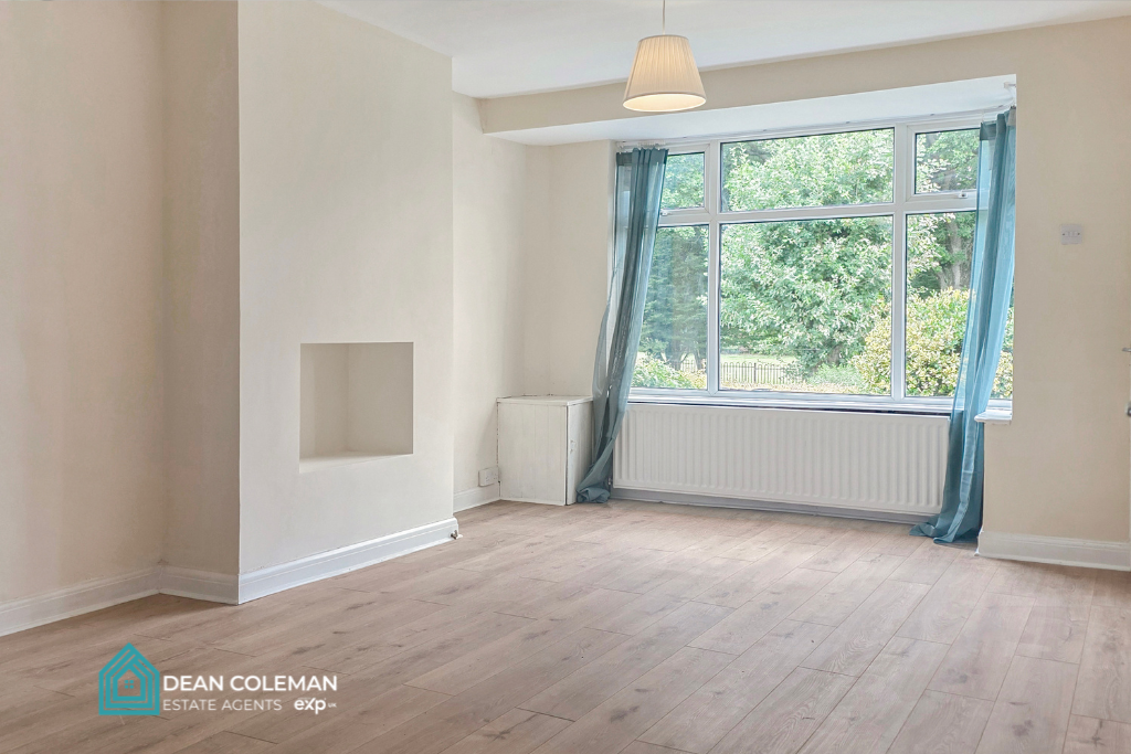Semi Detached House for sale in Birmingham, Rednal Road, Kings Norton, B38 8HP, 994 m²
