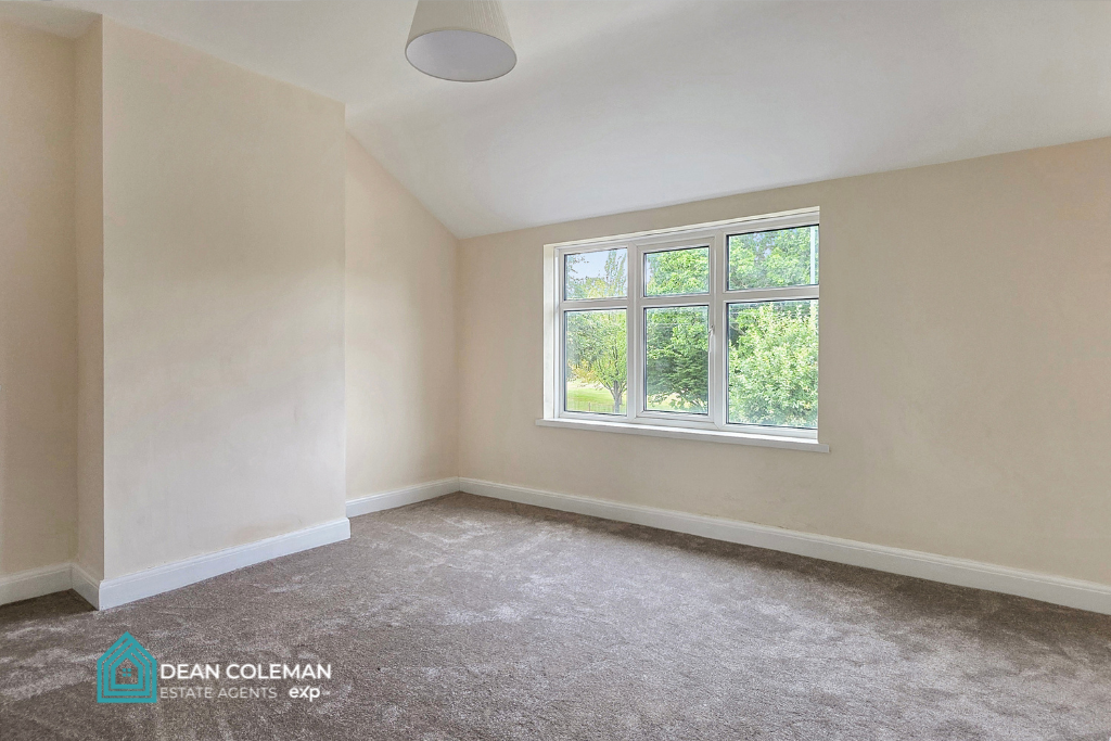 Semi Detached House for sale in Birmingham, Rednal Road, Kings Norton, B38 8HP, 994 m²