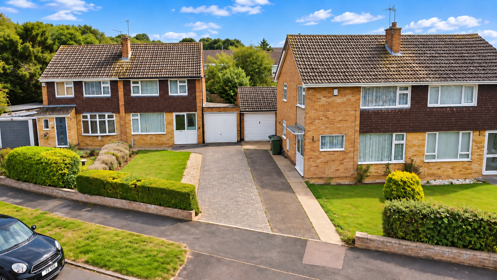Semi Detached House for sale in Leicester, Capers Close, Enderby, Leicester, LE19 4QD