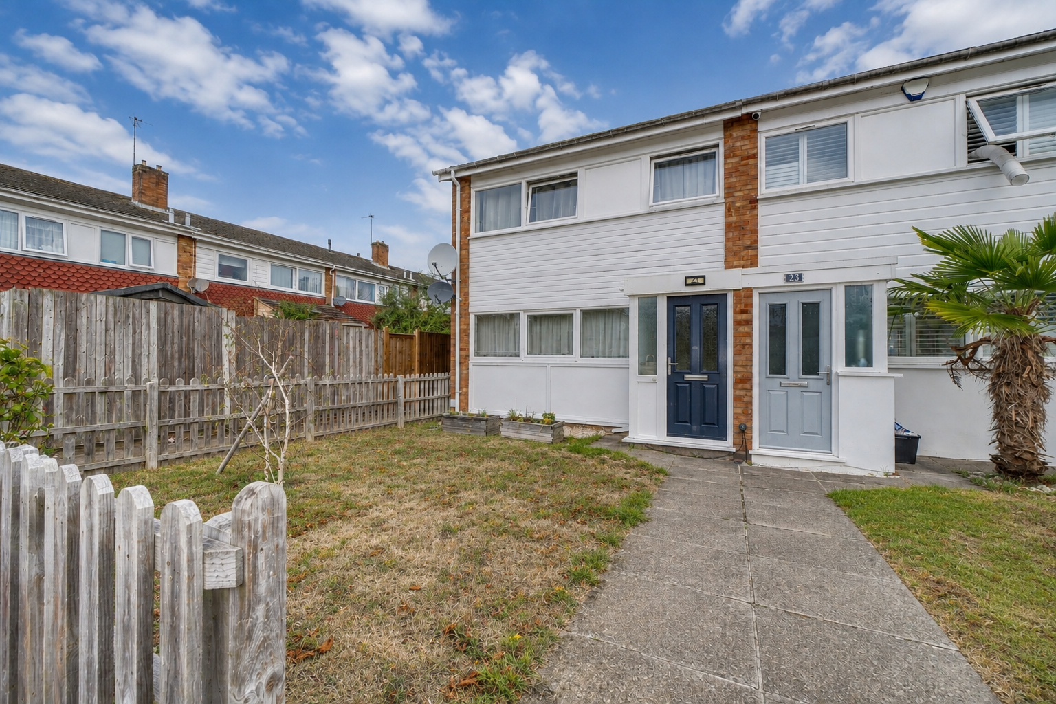 Terraced House for sale in Orpington, Place Farm Avenue, Orpington, BR6 8DG
