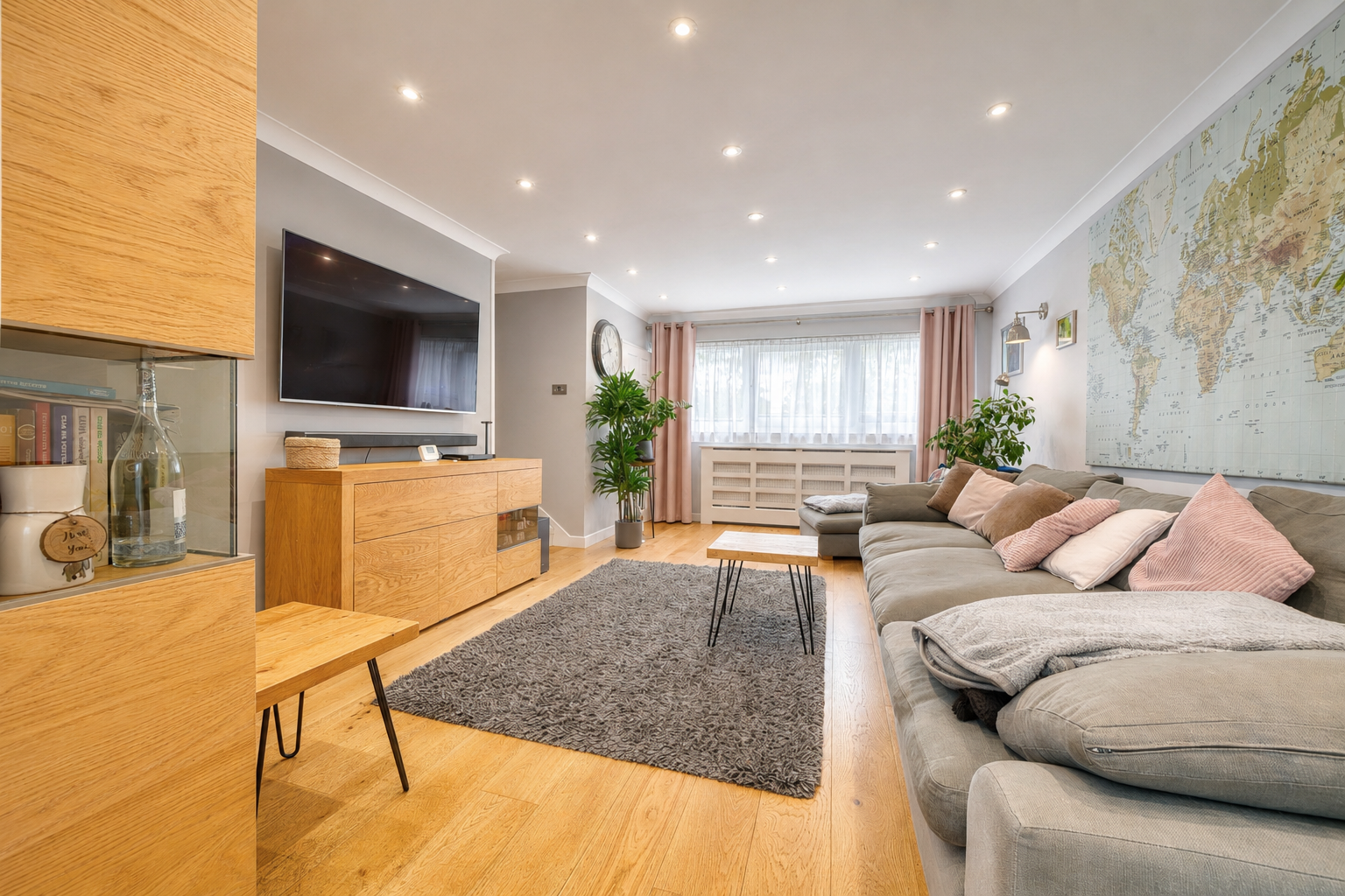 Terraced House for sale in Orpington, Place Farm Avenue, Orpington, BR6 8DG
