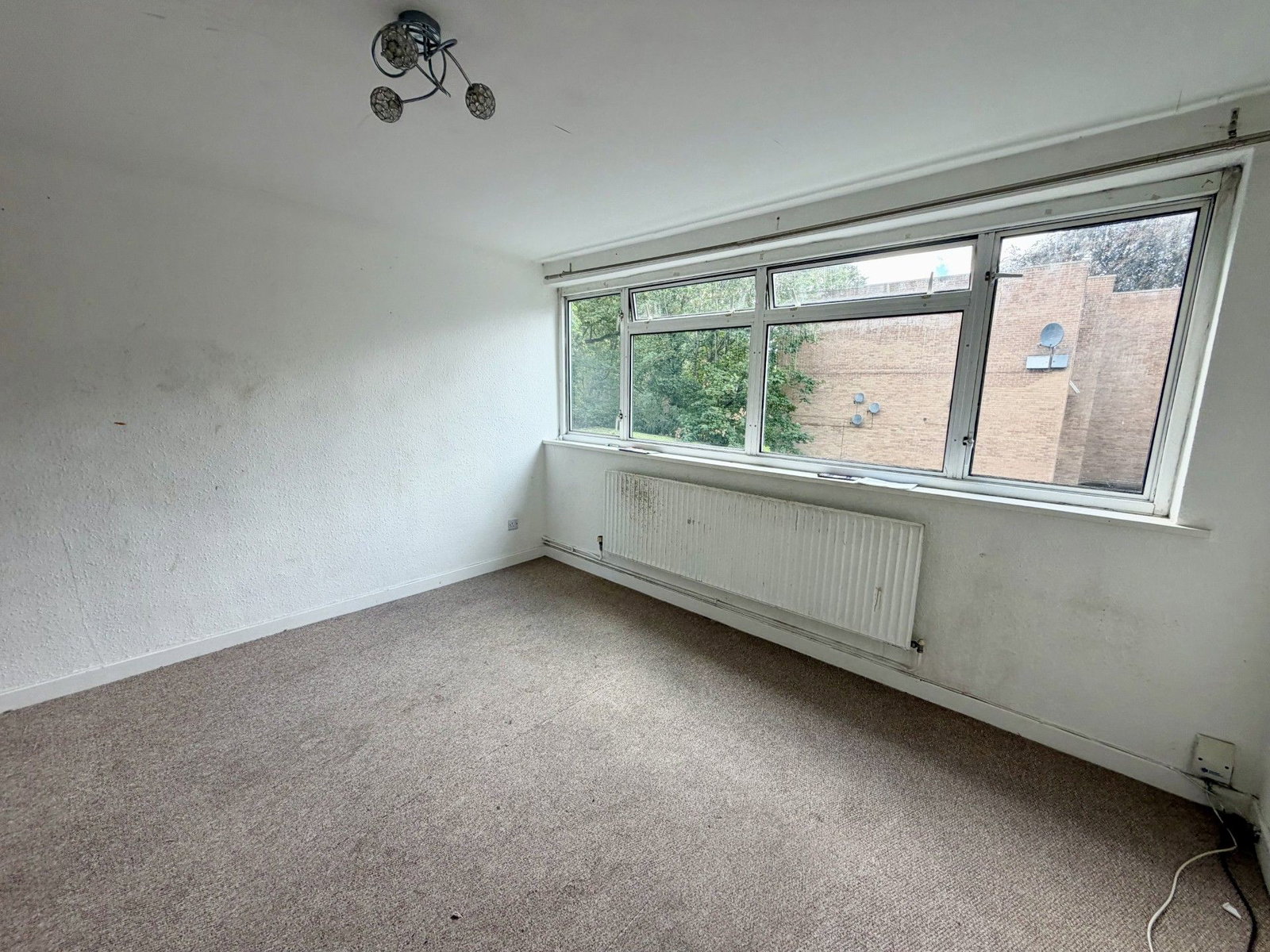Flat for sale in Birmingham, Chester Hayes Court, Chester Road, Birmingham, B24 0EL
