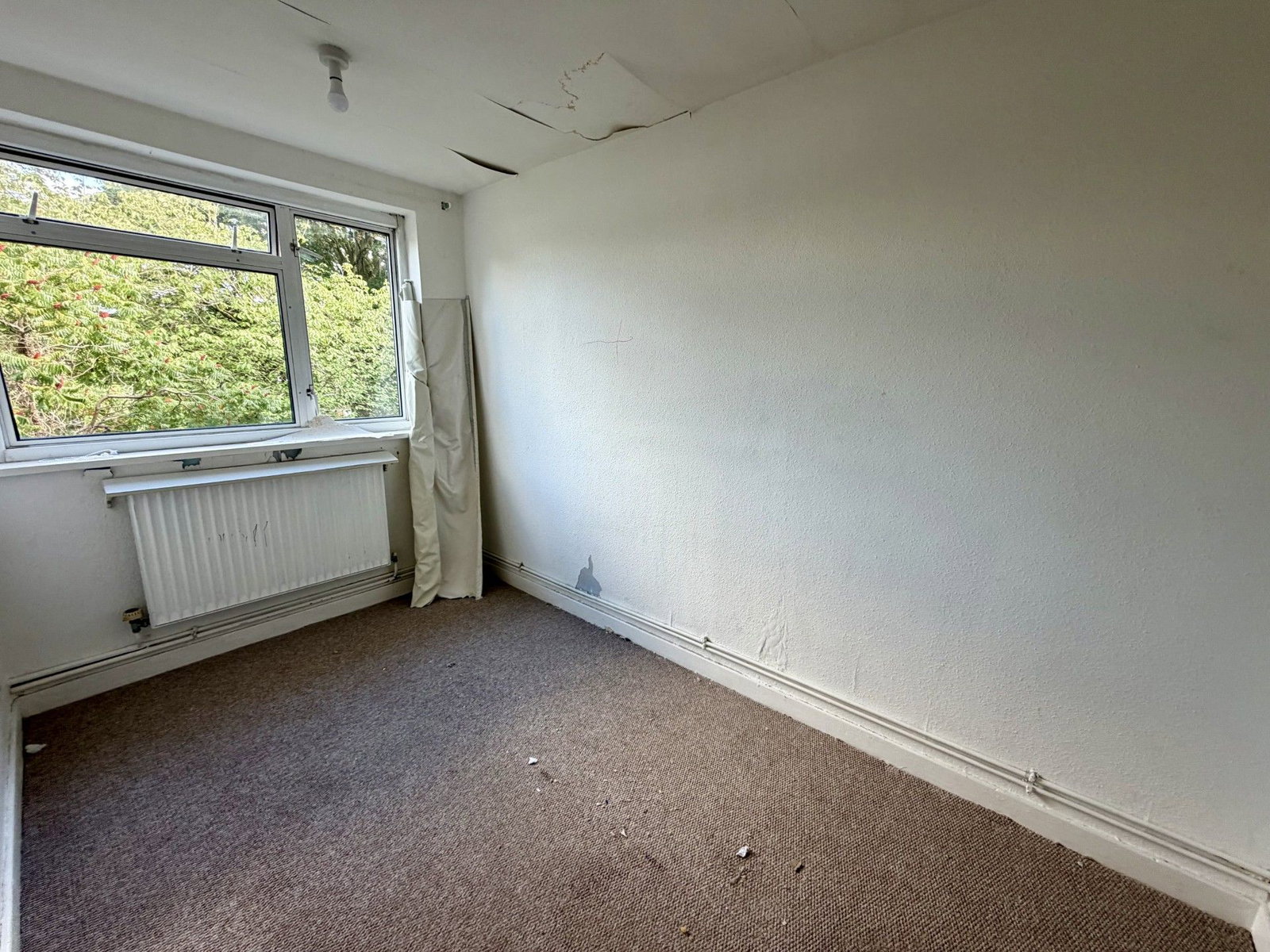 Flat for sale in Birmingham, Chester Hayes Court, Chester Road, Birmingham, B24 0EL