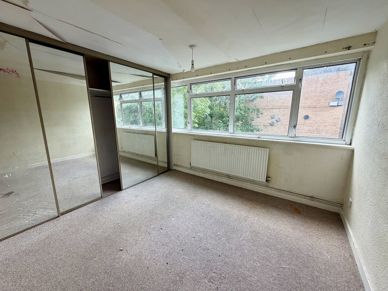 Flat for sale in Birmingham, Chester Hayes Court, Chester Road, Birmingham, B24 0EL