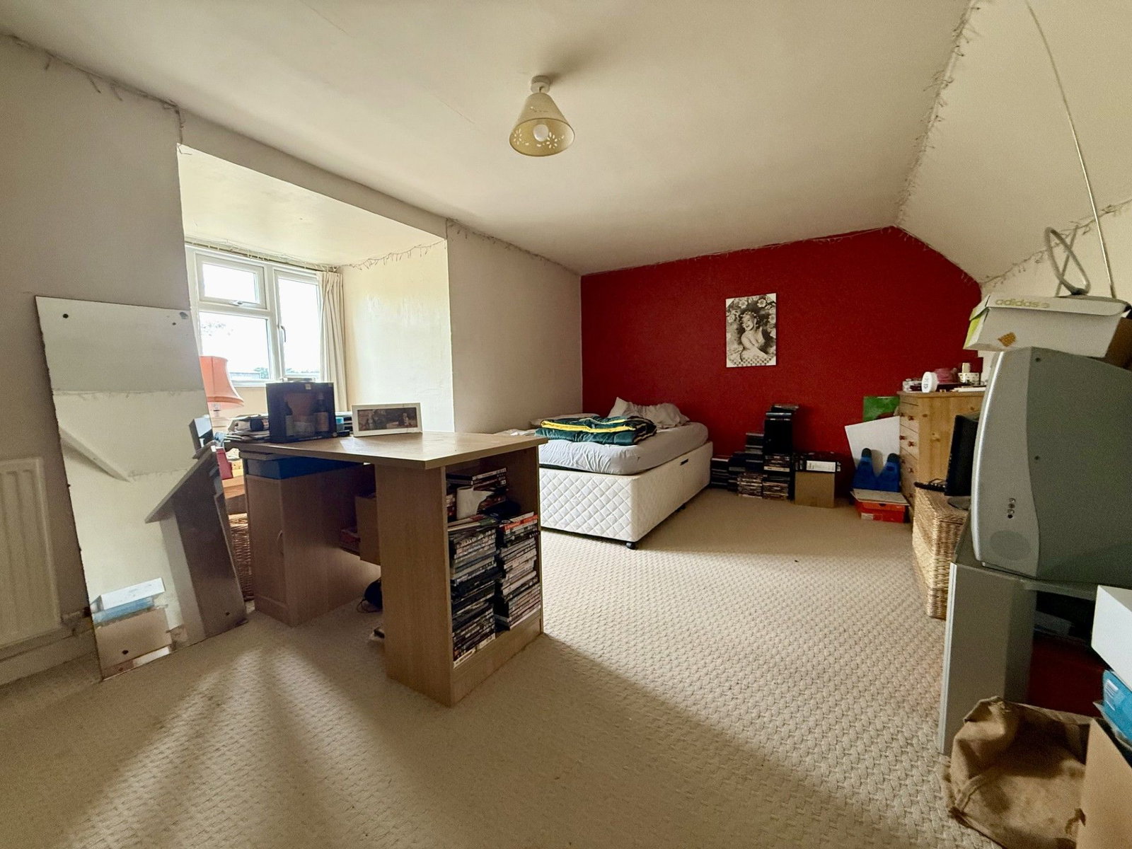 Detached House for sale in Newent, Kilcot, Newent, 1590 m²