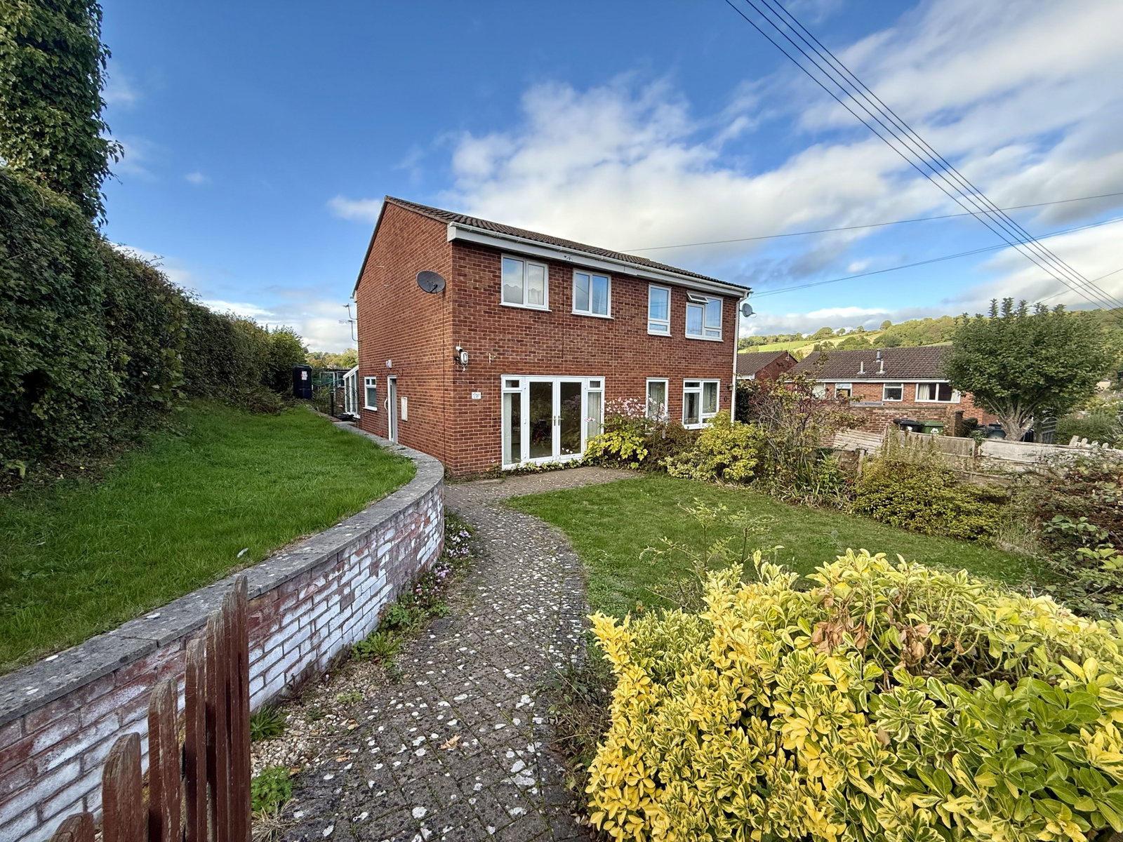Semi Detached House for sale in Longhope, The Willows, Longhope, GL17 0QS, 845 m²