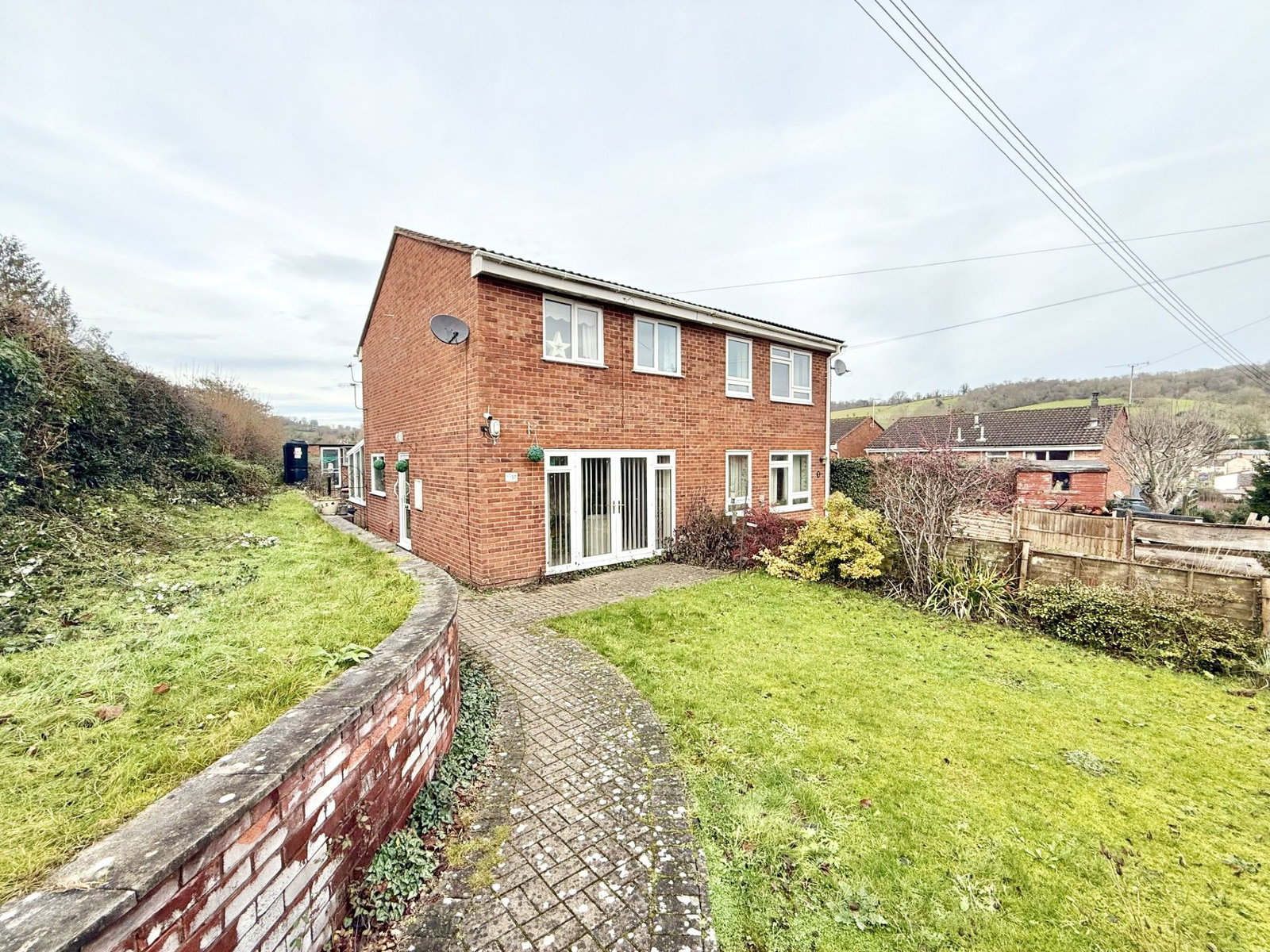 Semi Detached House for sale in Longhope, The Willows, Longhope, GL17 0QS, 845 m²
