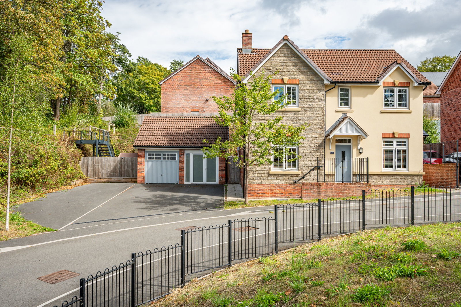 Detached House for sale in Abergavenny, Clos Y Pinwydd, Abergavenny