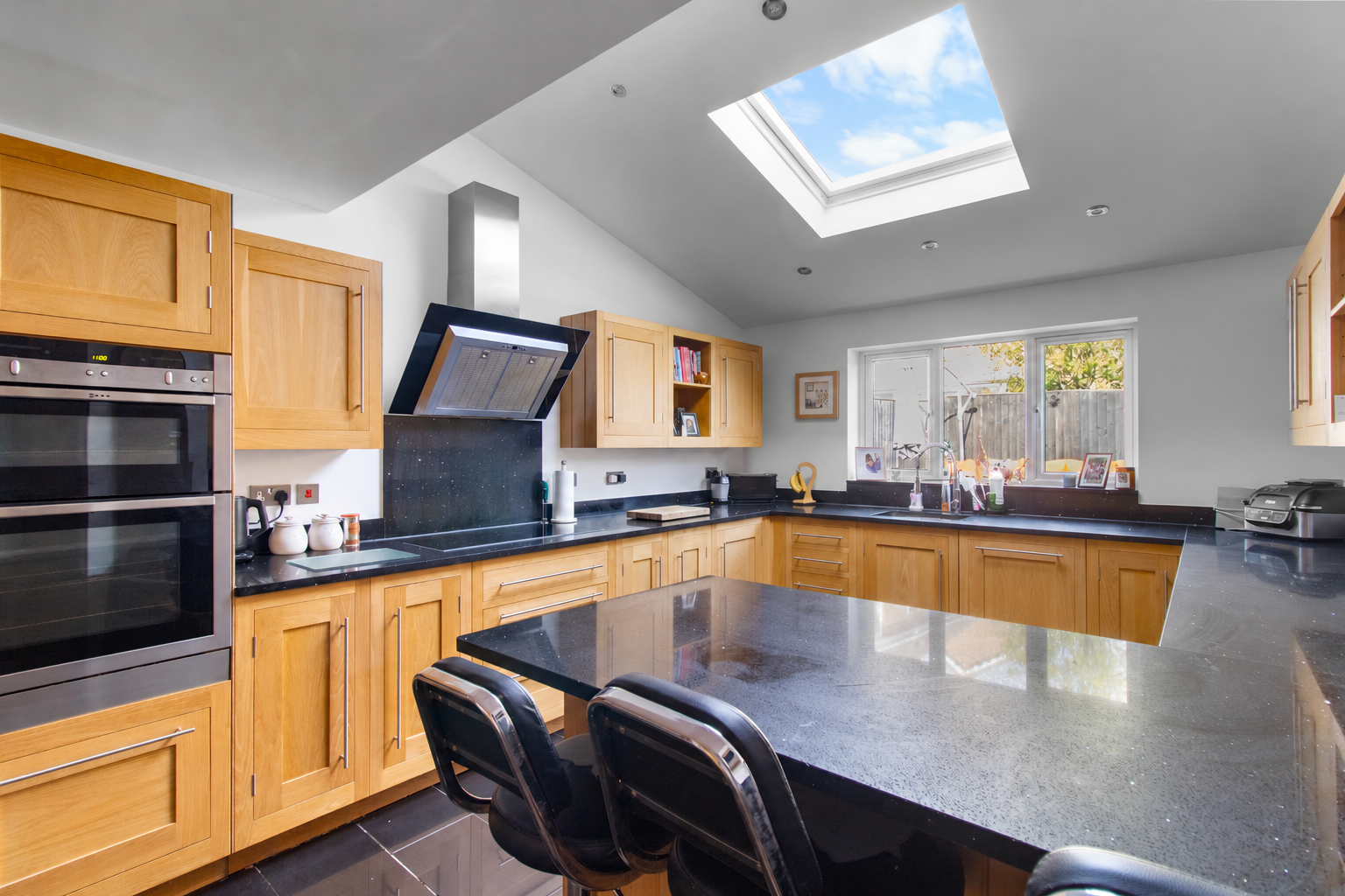 Detached House for sale in Swindon, Bryant Road, Taw Hill, Swindon, SN25 1TB, 1857 m²