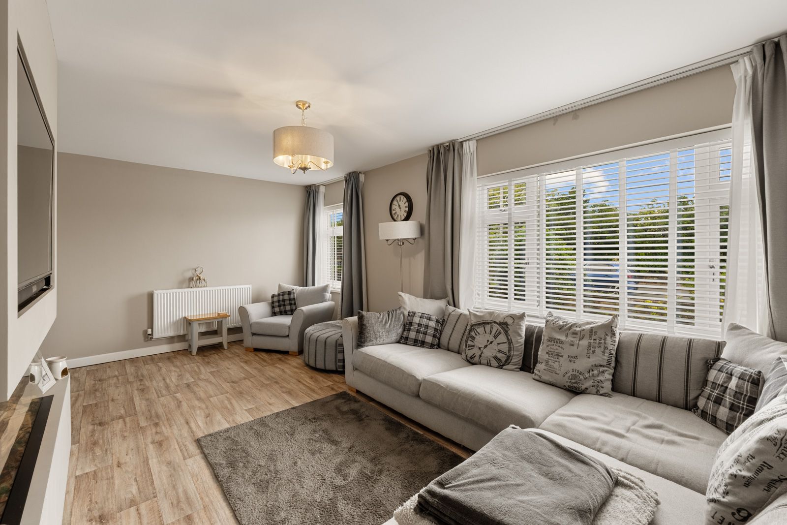 Semi Detached House for sale in Bradford, Wilson Road, Wyke