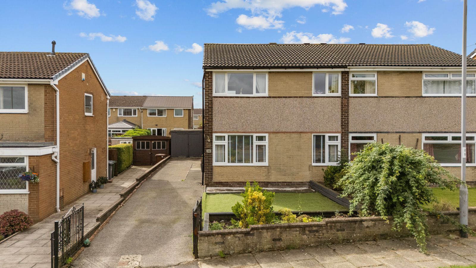 Semi Detached House for sale in Bradford, Wilson Road, Wyke