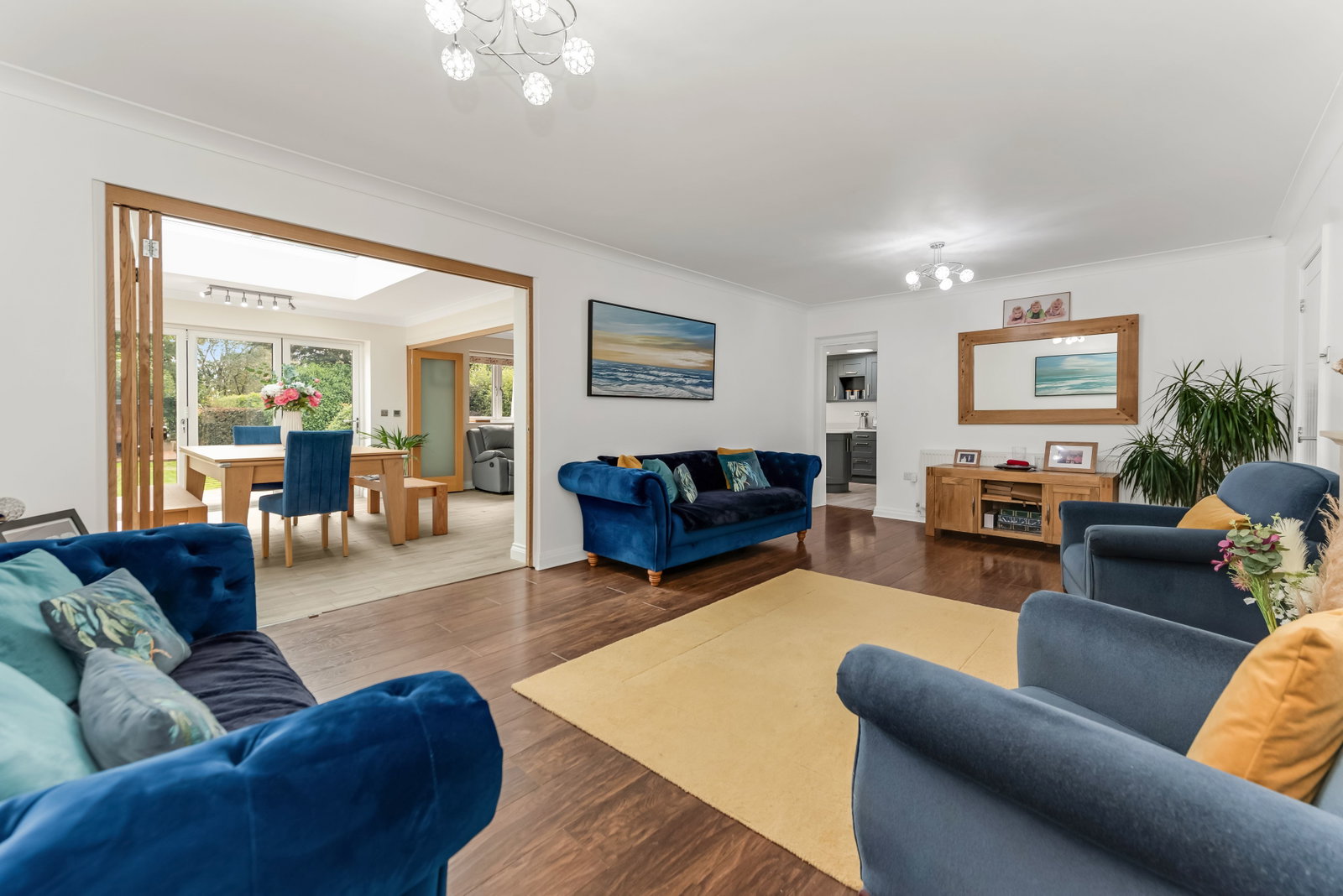 Detached House for sale in York, Cat Lane, Bilbrough, York, YO23 3PN, 2119 m²
