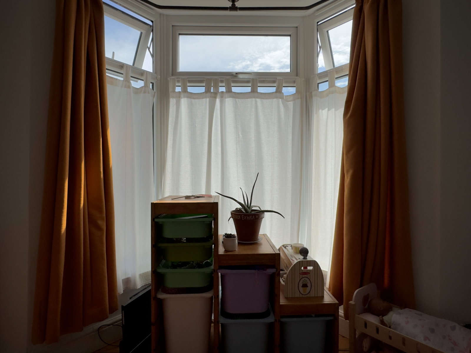 Terraced House for sale in Margate, Addiscombe Road, Margate, CT9 2SU, 855 m²