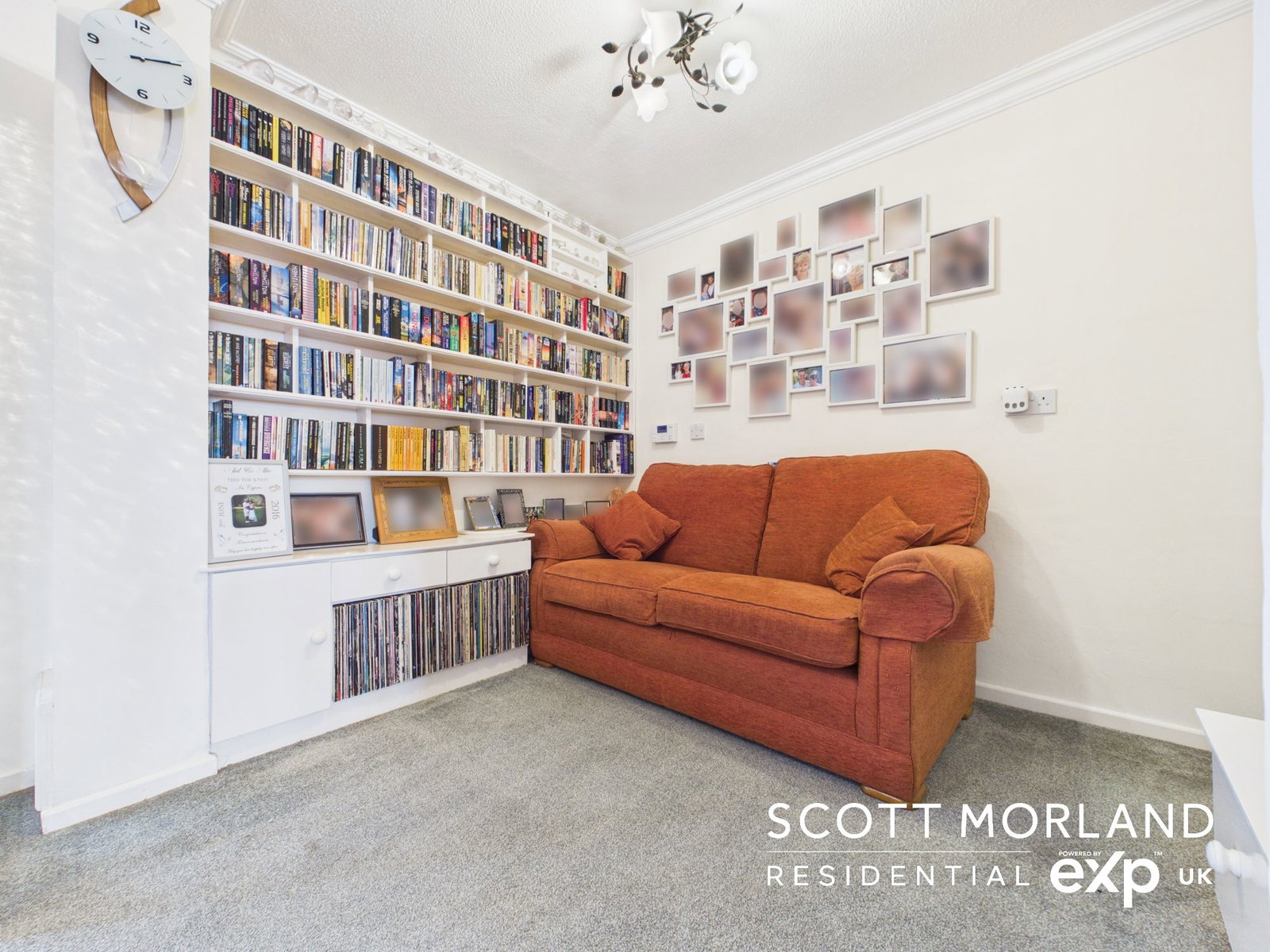 Semi Detached House for sale in Basingstoke, Mathias Walk, Basingstoke, RG22 4EQ