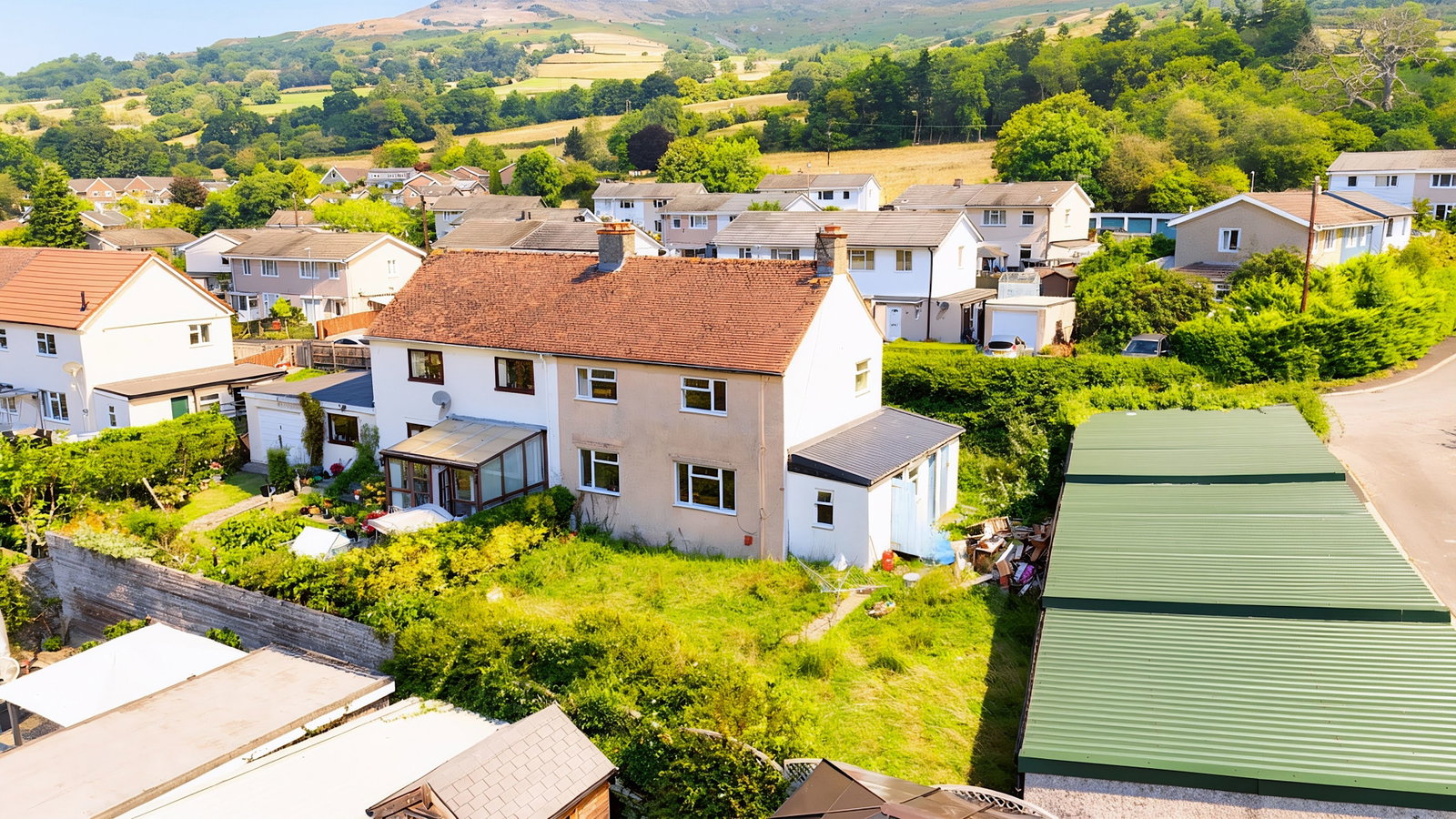 Semi Detached House for sale in Crickhowell, 59 Ffynnonau, Crickhowell, Powys, NP8 1DB